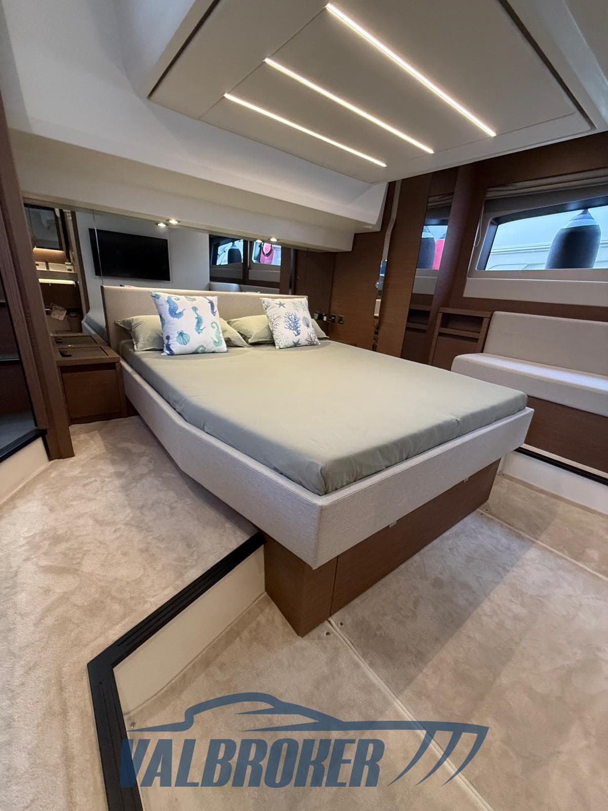 Prestige 520 d'occasion - image hero 13