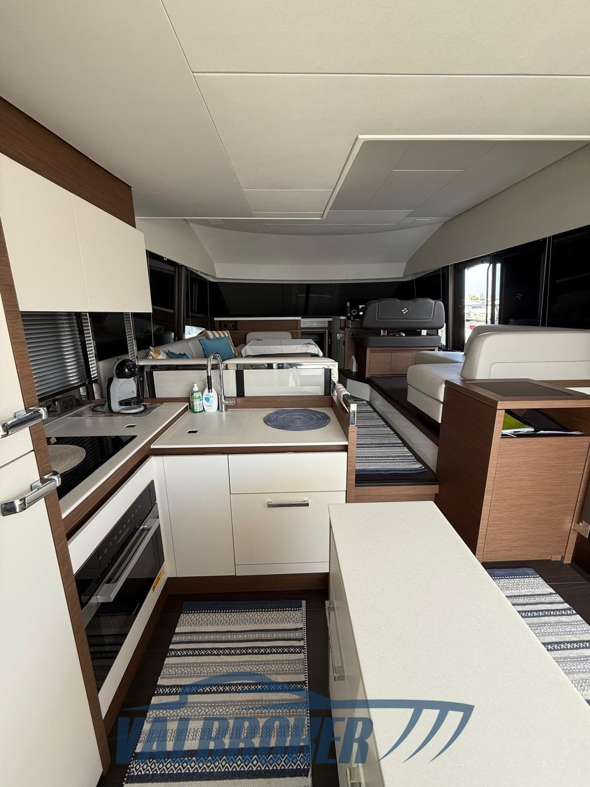Prestige 520 d'occasion - image hero 9