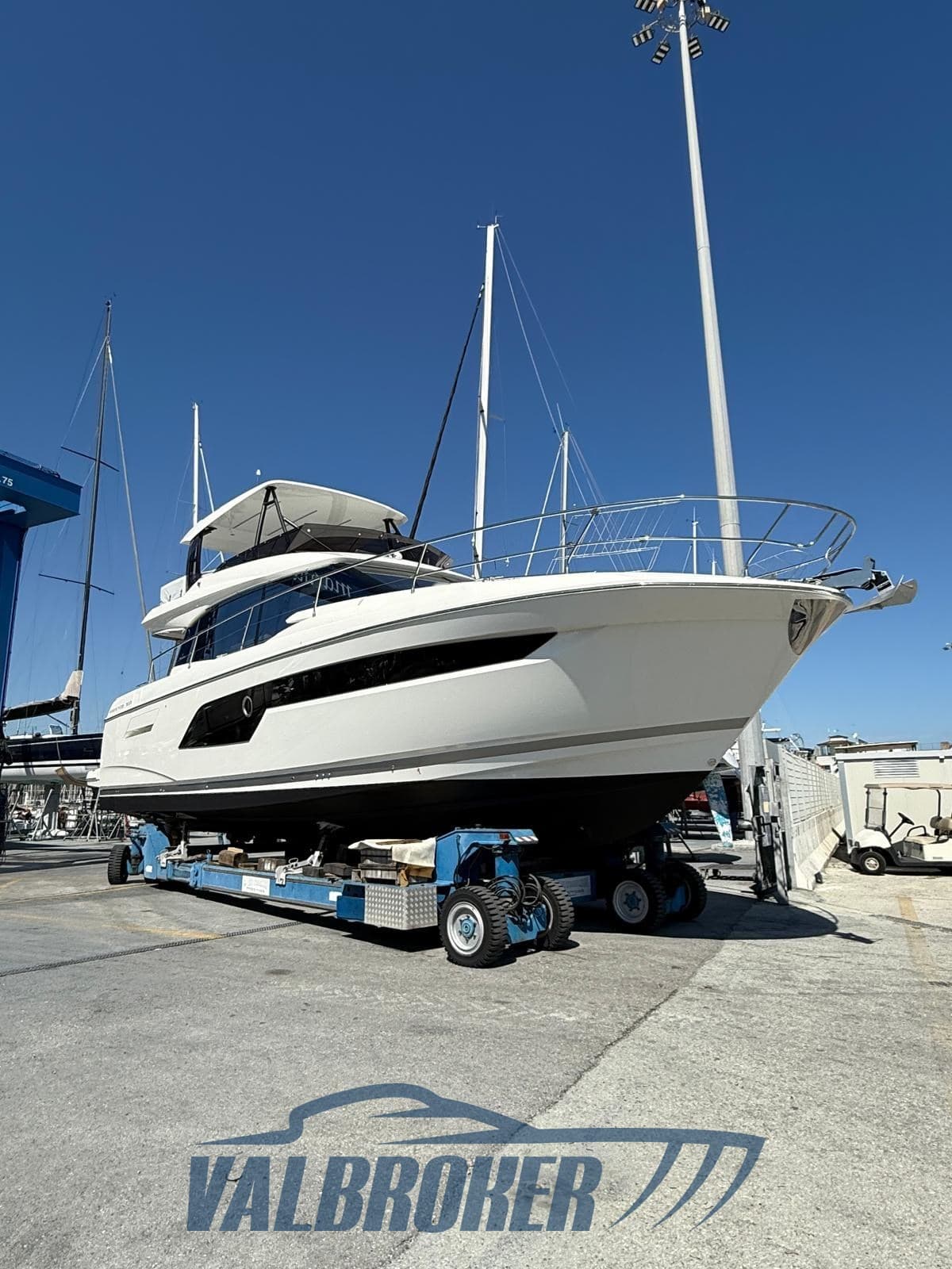 Prestige 520 d'occasion - vue principale