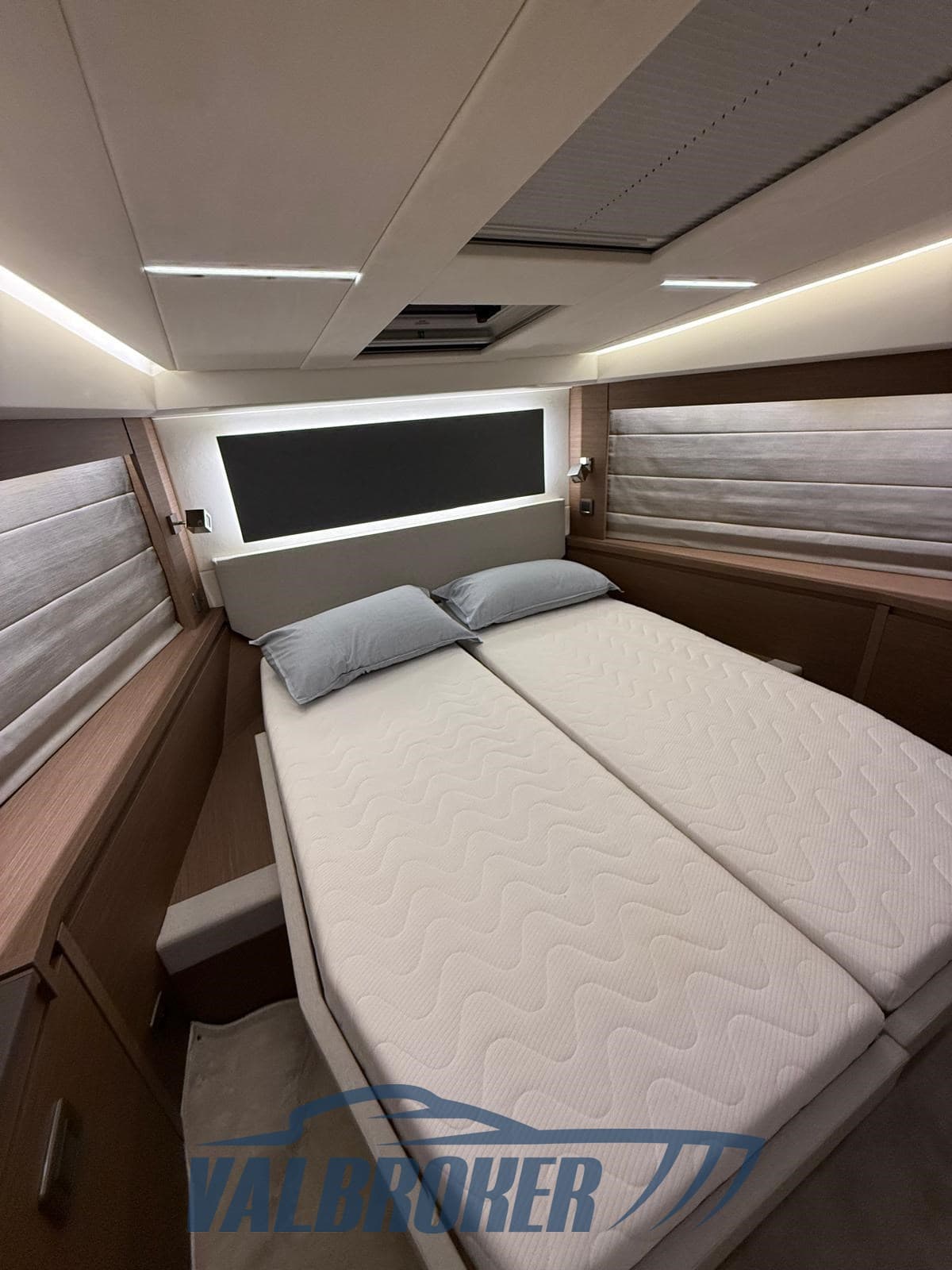 Prestige 520 d'occasion - image hero 38