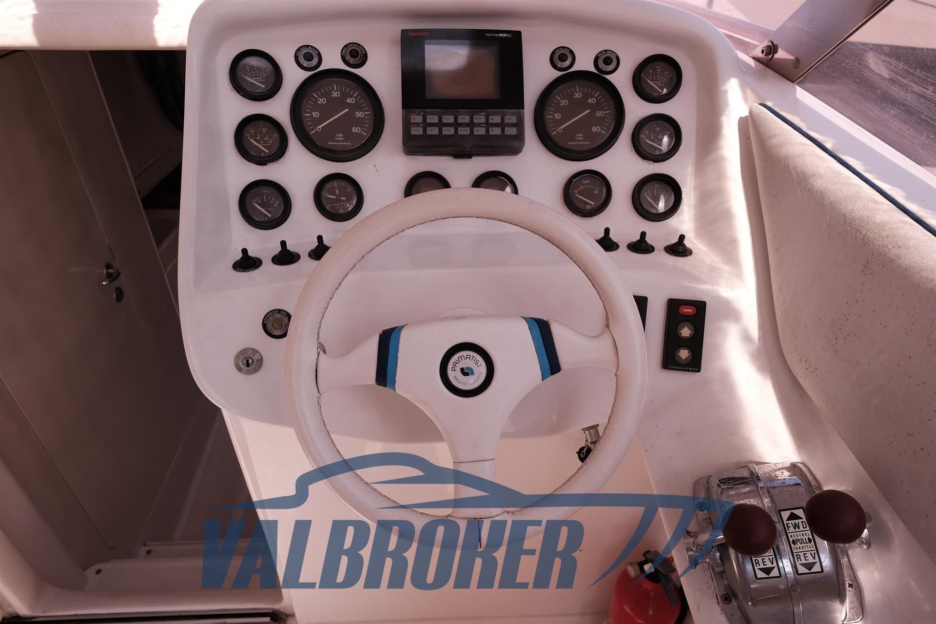 Abbate Bruno Primatist 32 - Deck View Abbate Bruno Primatist 32 - Deck View