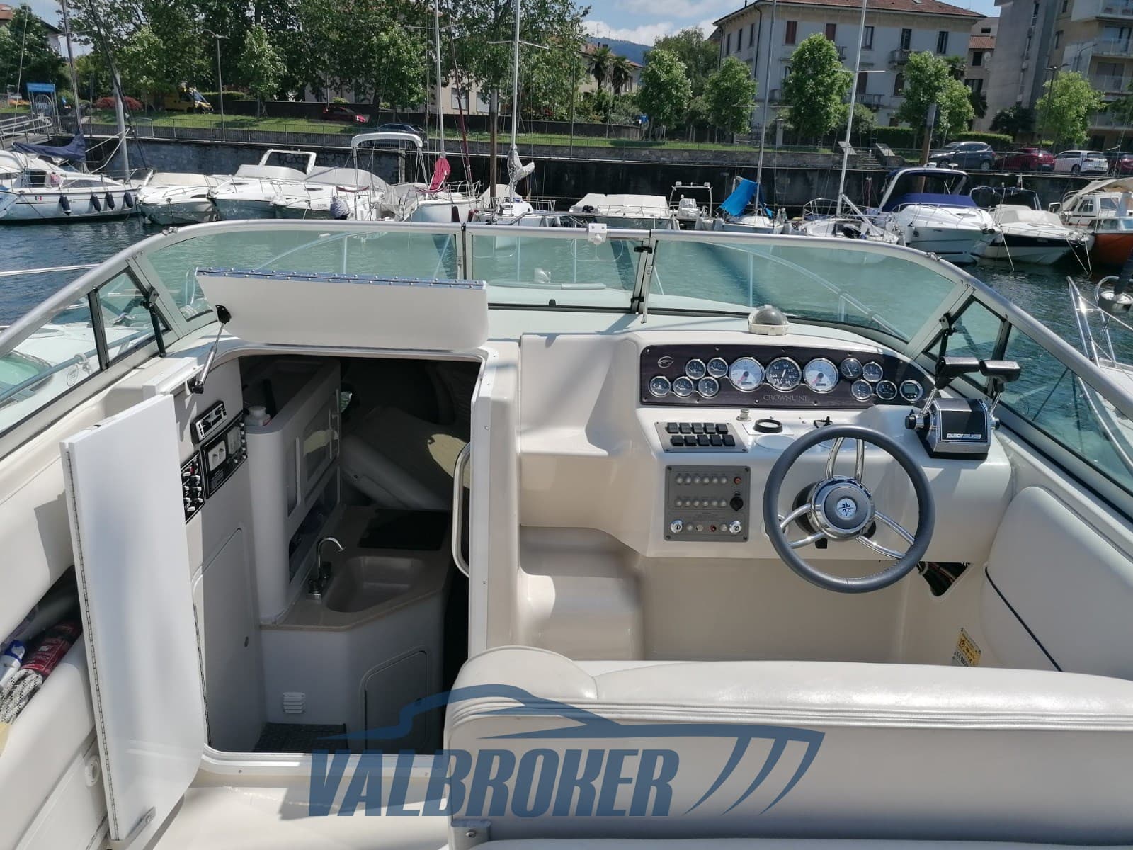Crownline 268 CR usato - foto hero 9