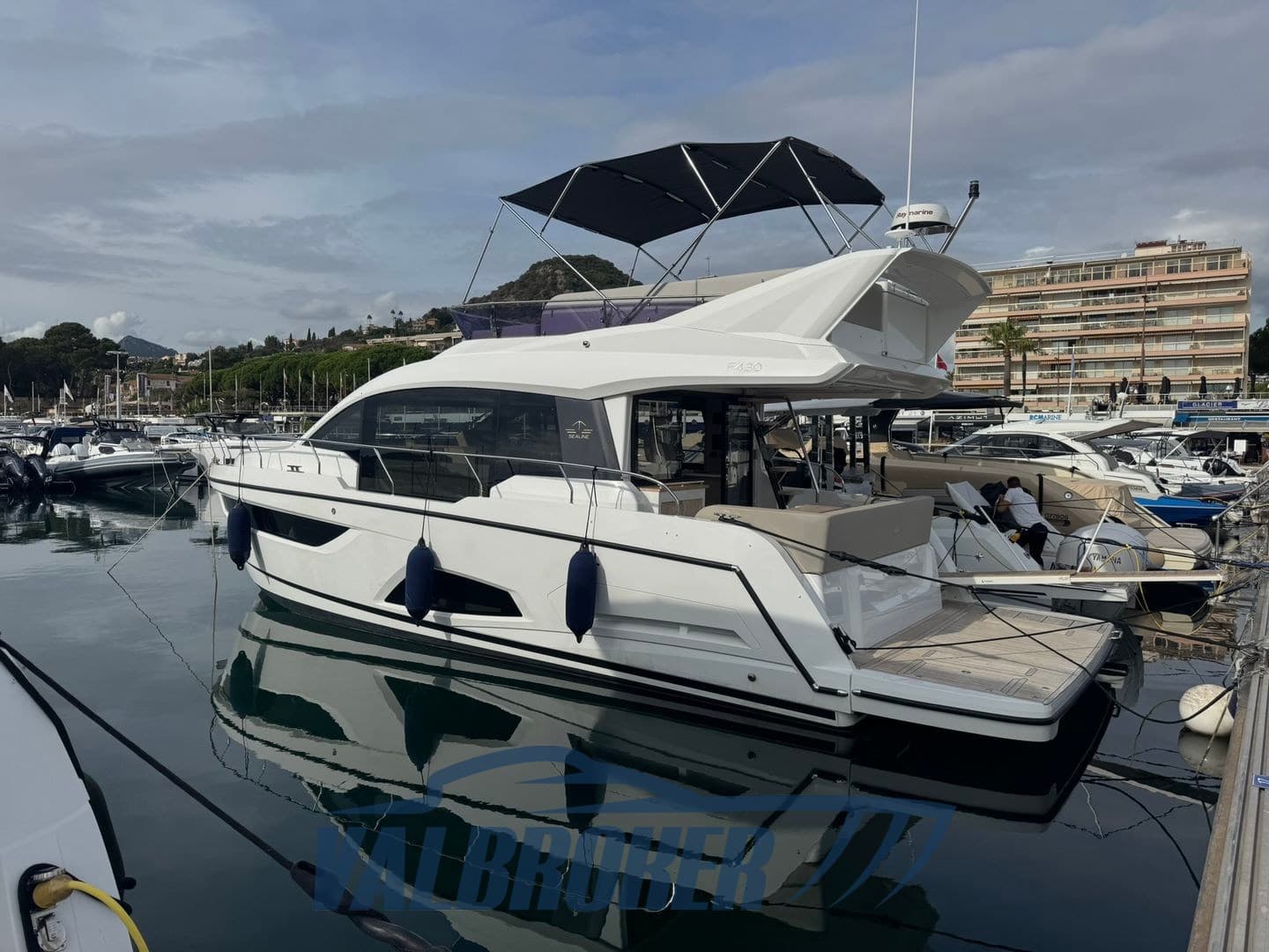 Sealine F430 usato - dettaglio 1