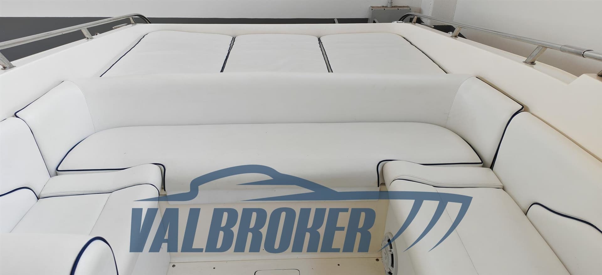 Performance Marine 907 Performance - Interior View Performance Marine 907 Performance - Interior View