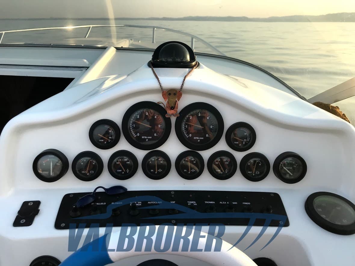 Molinari Falcon 26 - Deck View Molinari Falcon 26 - Deck View