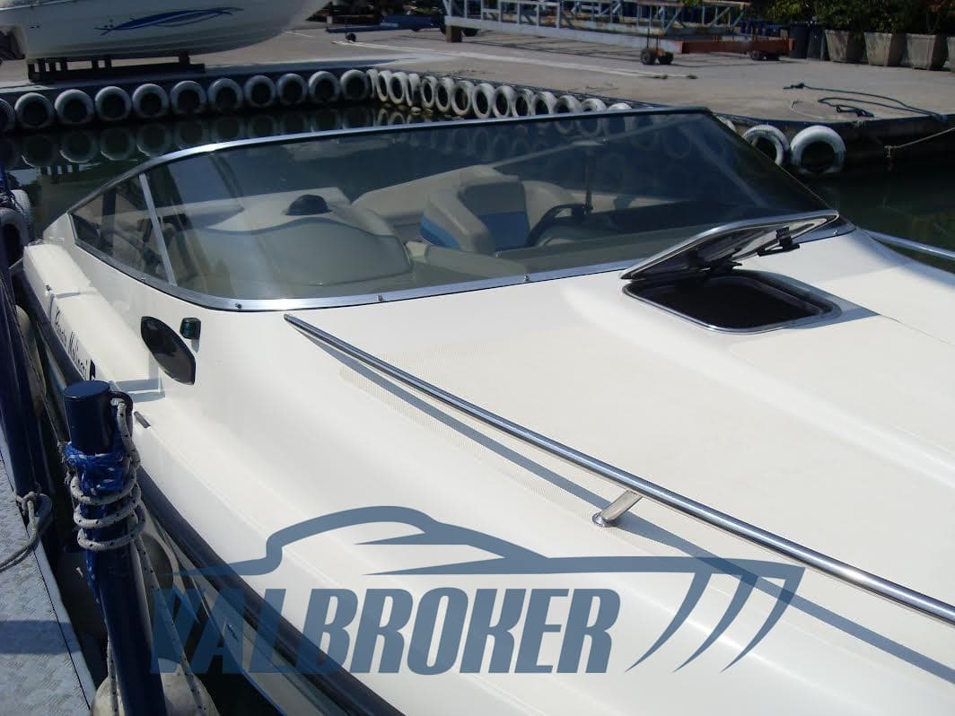 Molinari Falcon 26 - Detail View 1 Molinari Falcon 26 - Detail View 1