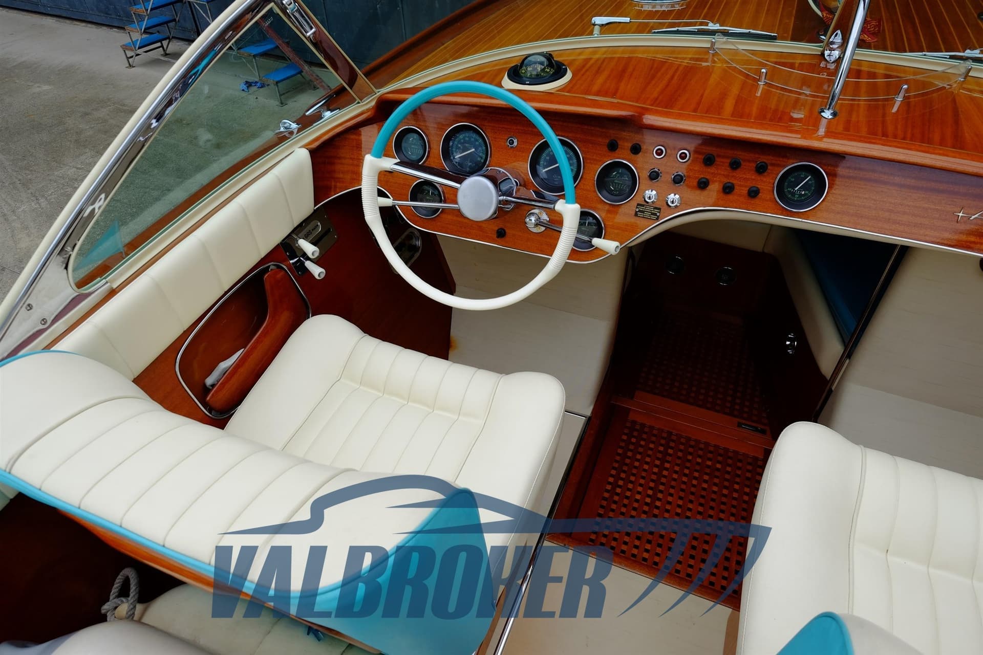 Riva AQUARAMA SPECIAL usato - foto hero 25