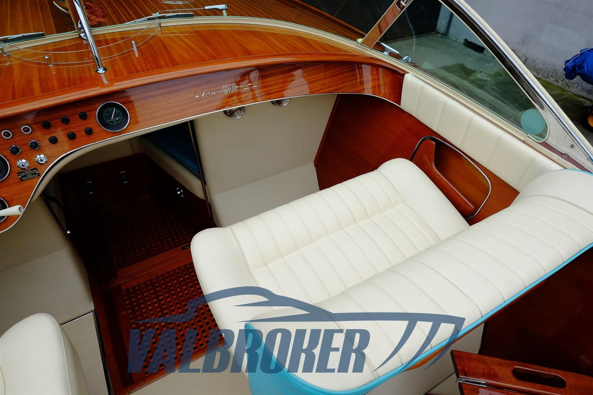 Riva AQUARAMA SPECIAL usato - foto hero 21