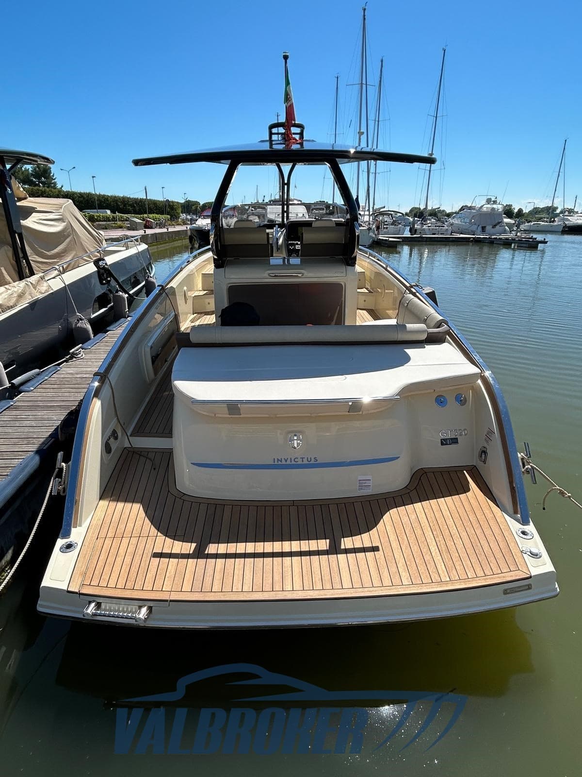 Invictus GT320 usato - foto hero 4