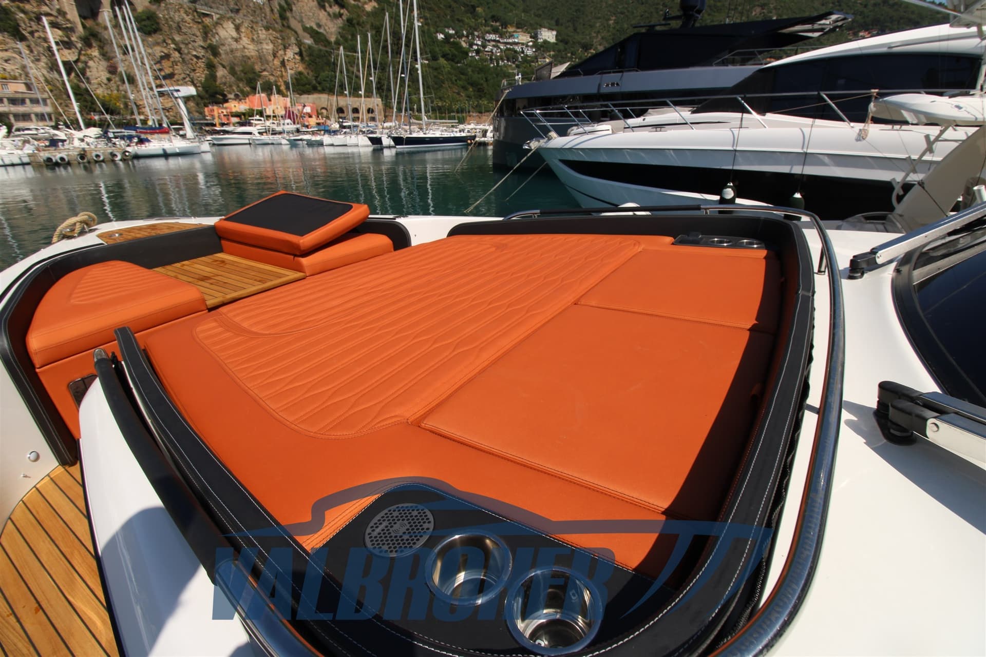Cranchi A 46 Luxury Tender used - hero image 39