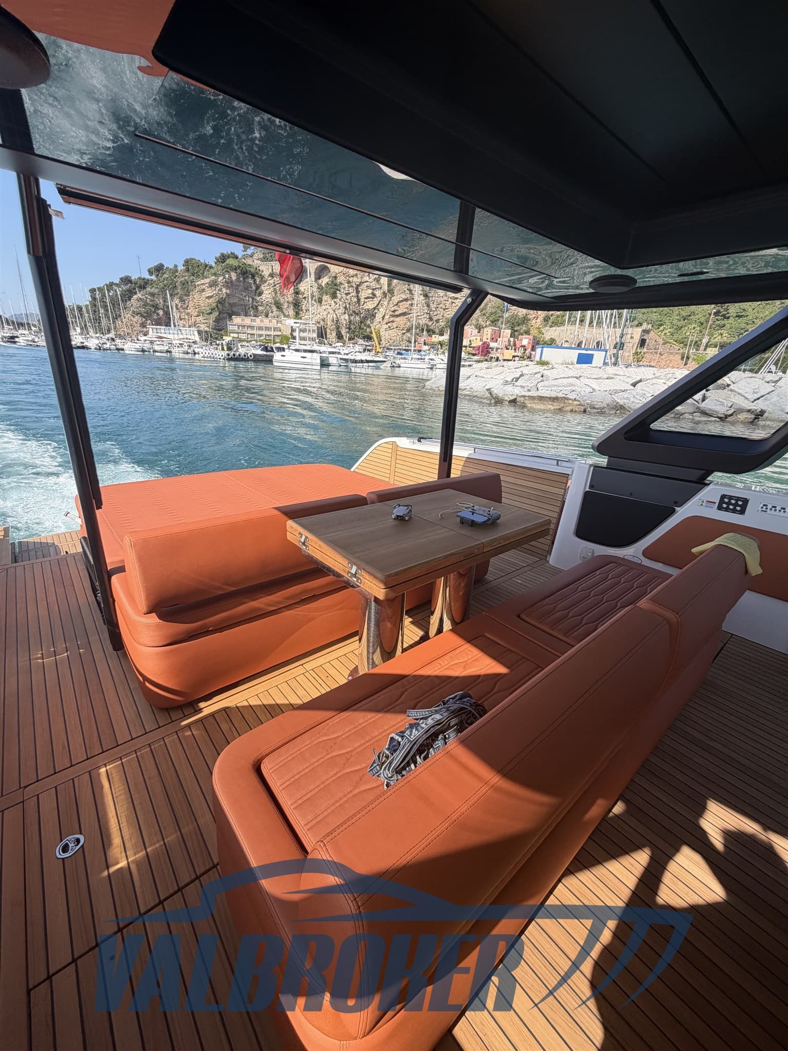 Cranchi A 46 Luxury Tender used - hero image 21