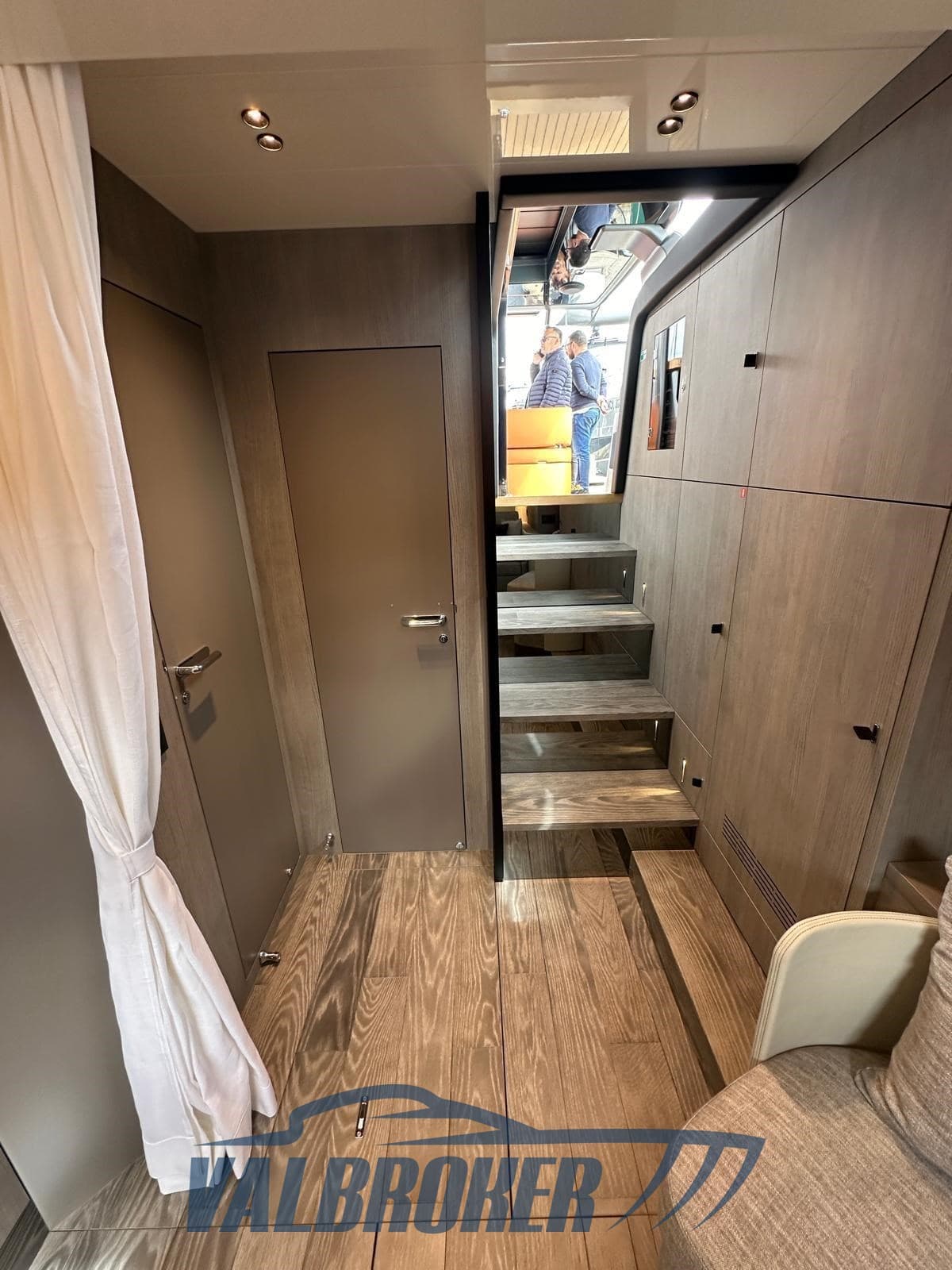 Cranchi A 46 Luxury Tender used - hero image 12