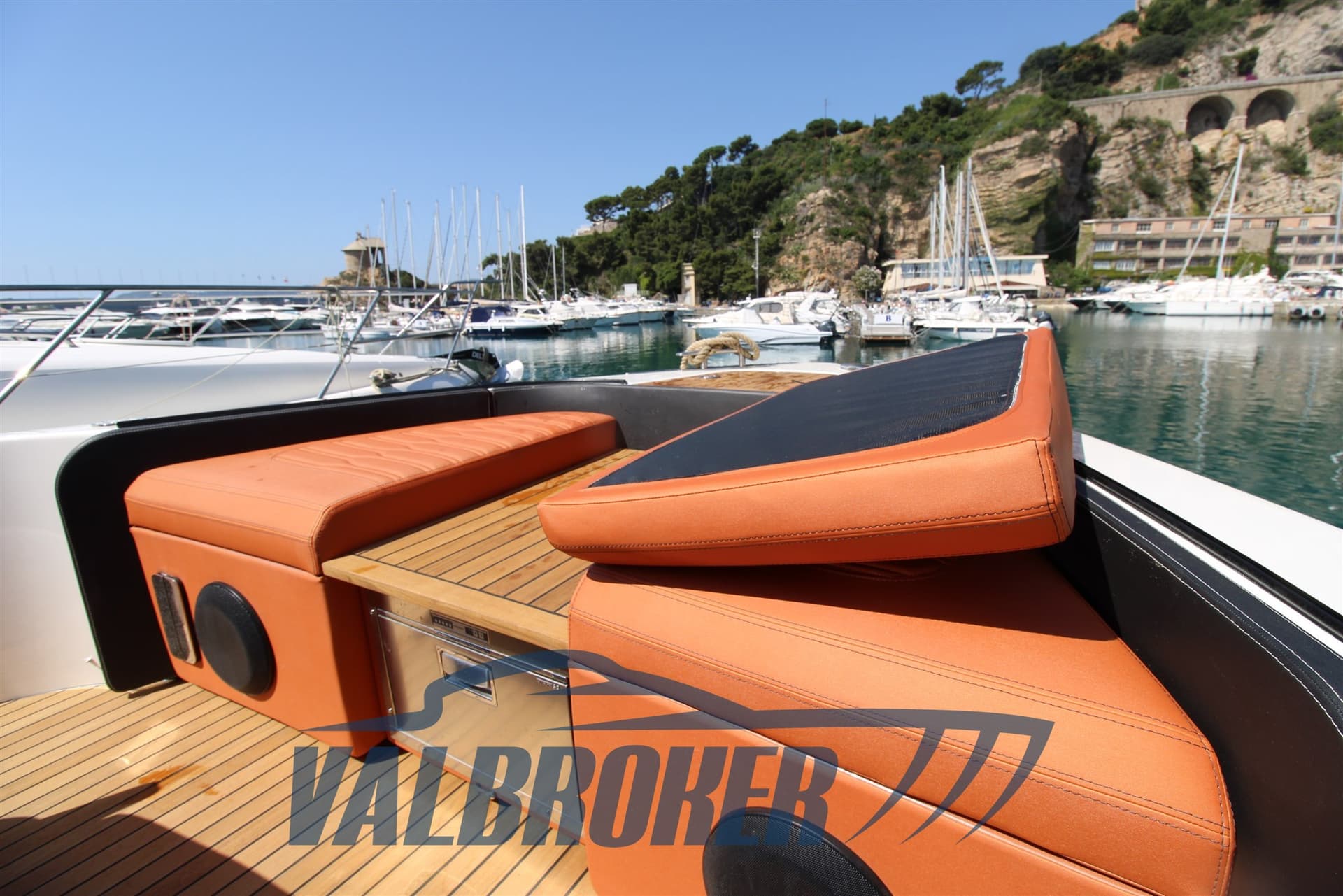Cranchi A 46 Luxury Tender used - hero image 38