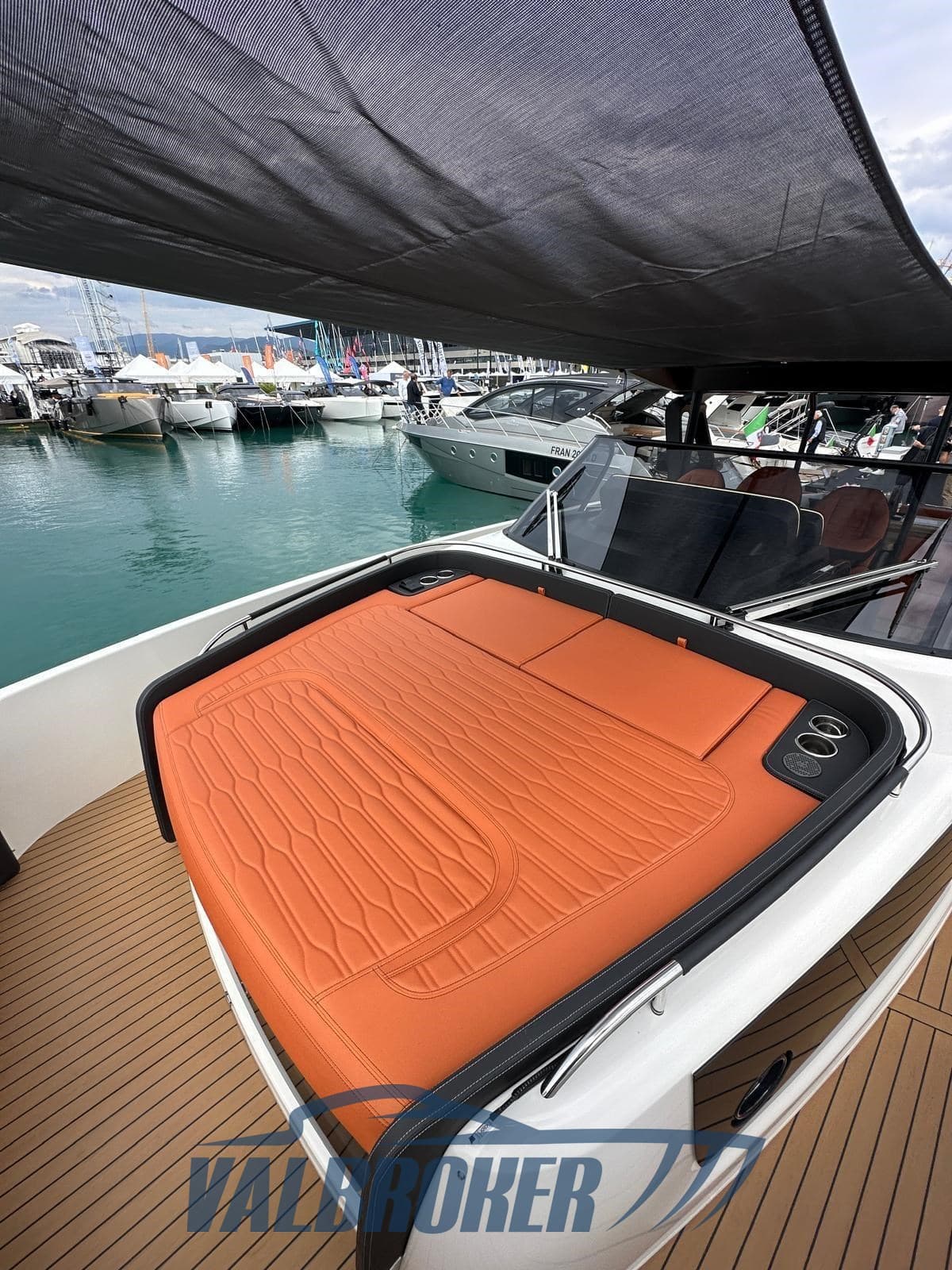 Cranchi A 46 Luxury Tender used - hero image 34