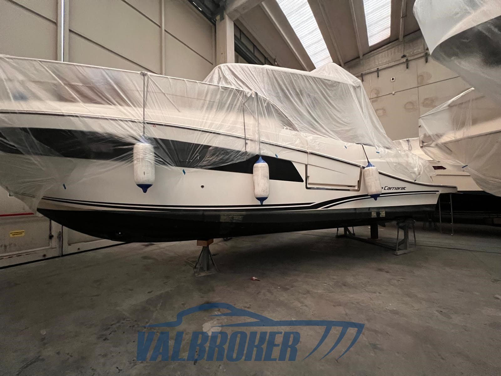 Jeanneau Cap Camarat 10.5 Wa Serie 2 - Detail View 1 Jeanneau Cap Camarat 10.5 Wa Serie 2 - Detail View 1