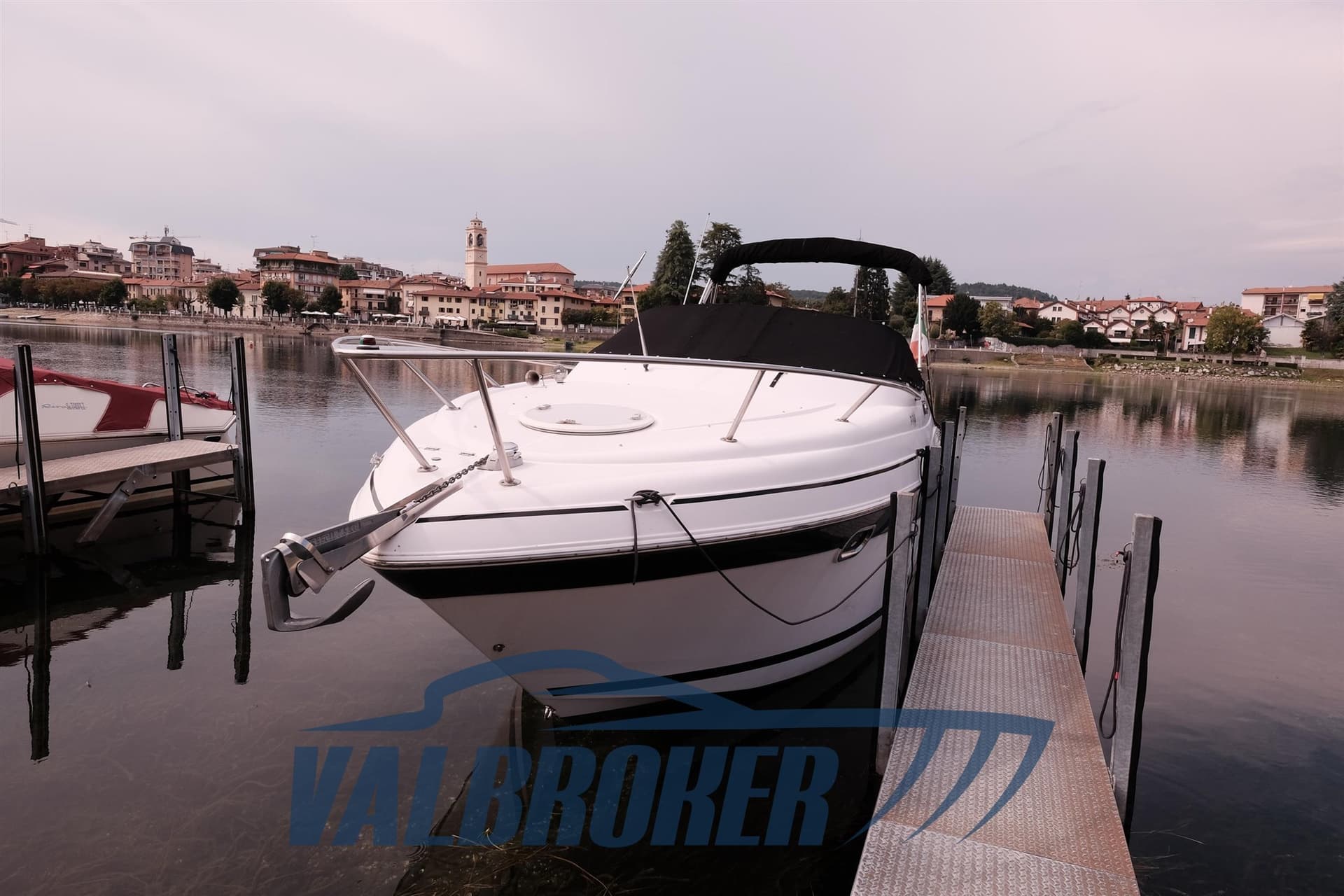 Four Winns Vista 248 - Detail View 1 Four Winns Vista 248 - Detail View 1