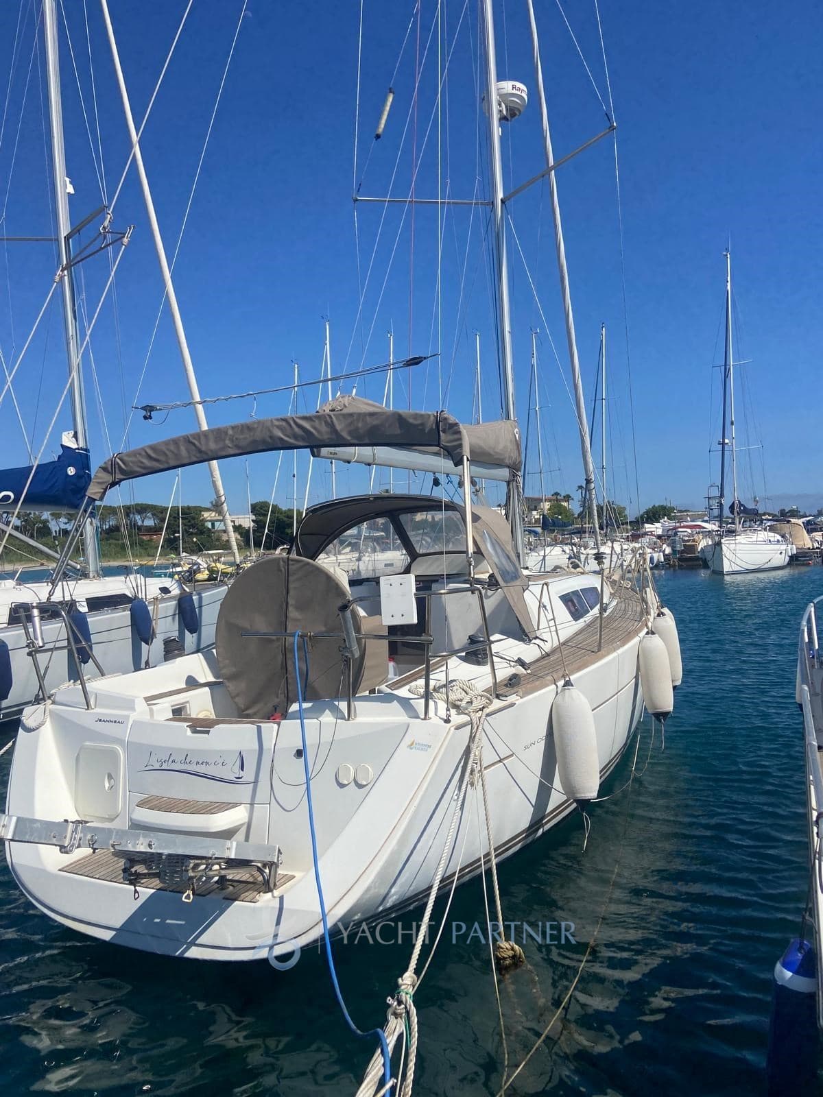 Jeanneau Sun Odyssey 33i - Detail View 1 Jeanneau Sun Odyssey 33i - Detail View 1