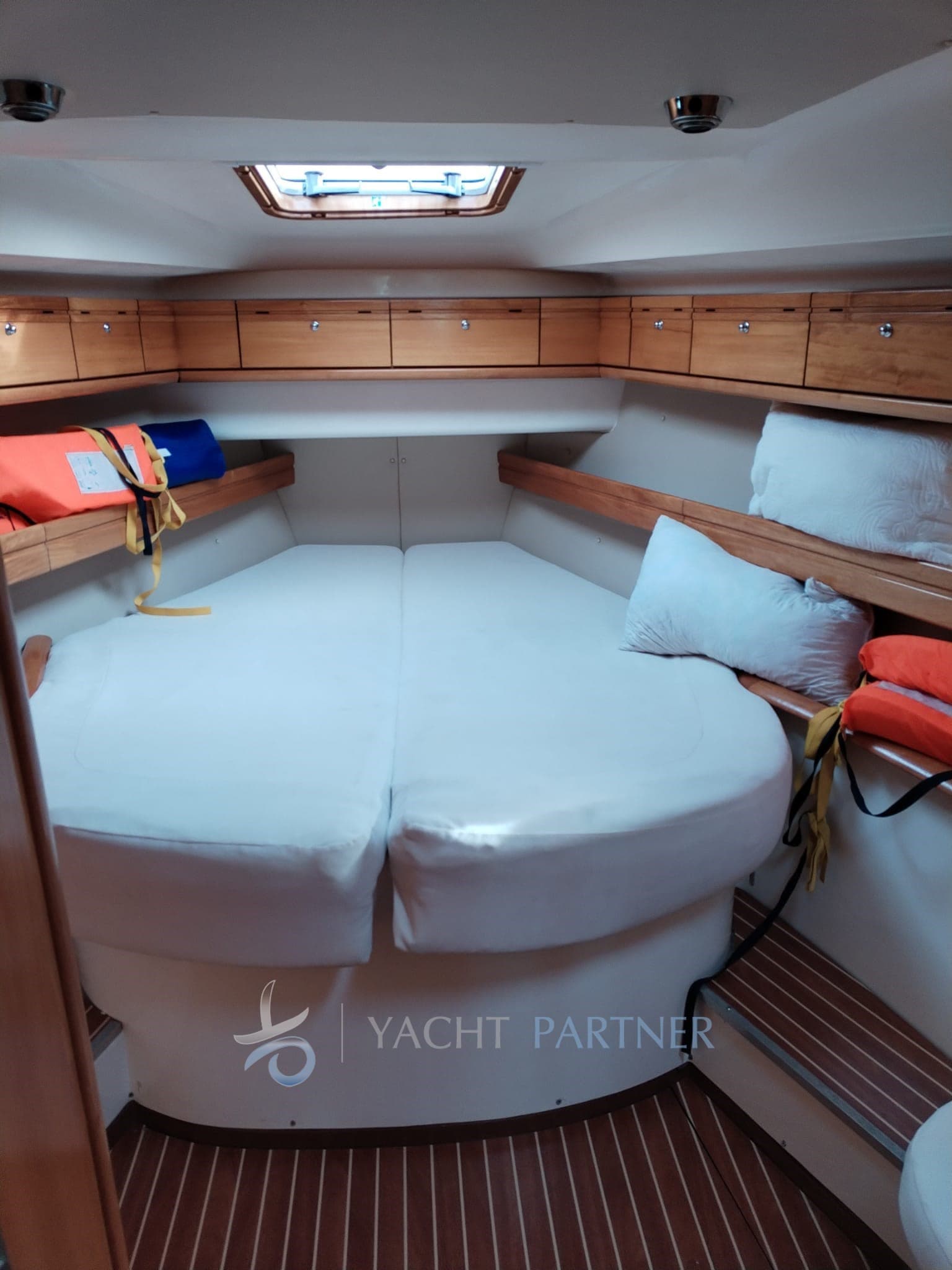 Bavaria 46 Cruiser d'occasion - image hero 8