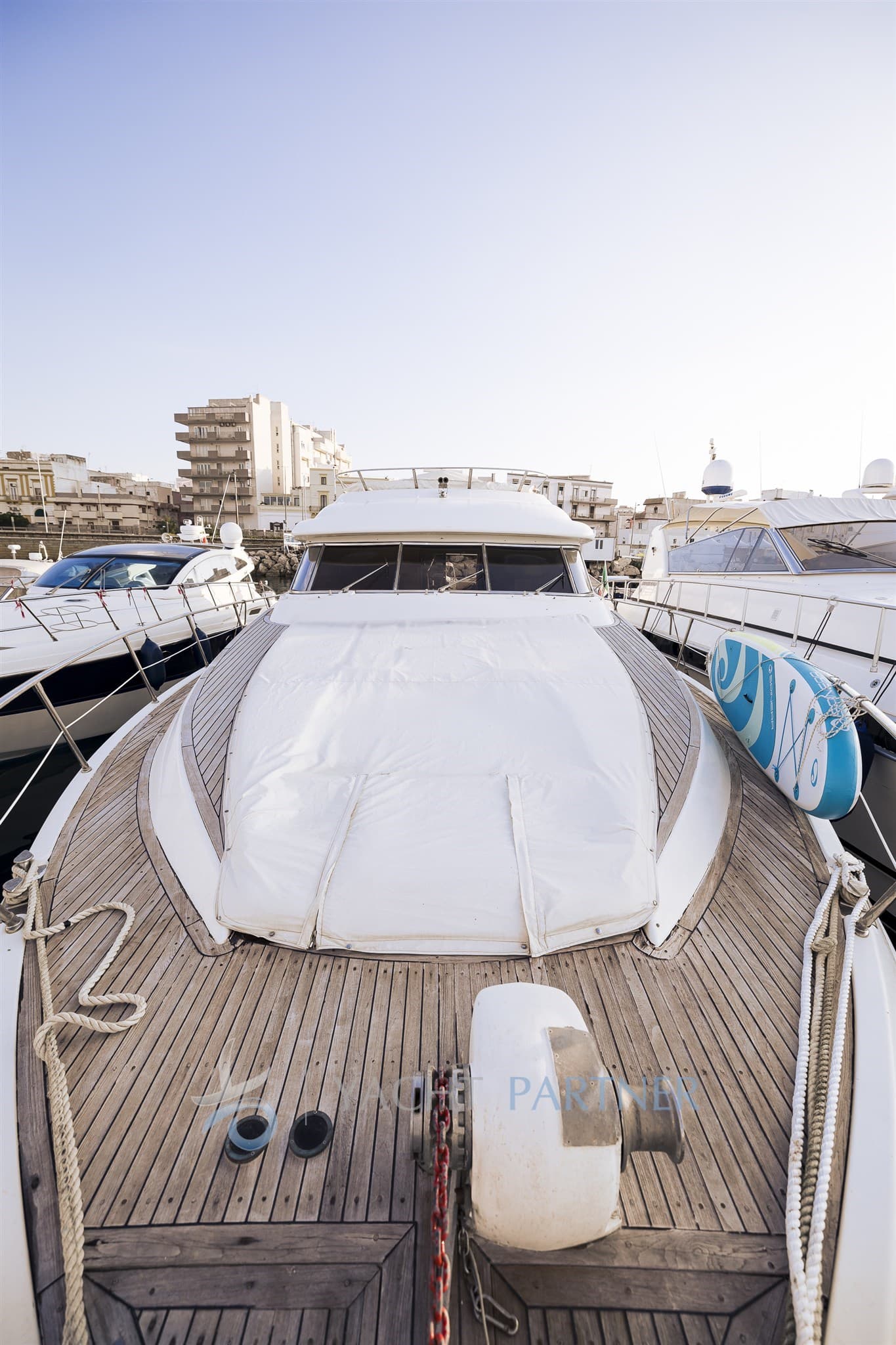 Johnson Yacht Johnson 63 - Detail View 1 Johnson Yacht Johnson 63 - Detail View 1