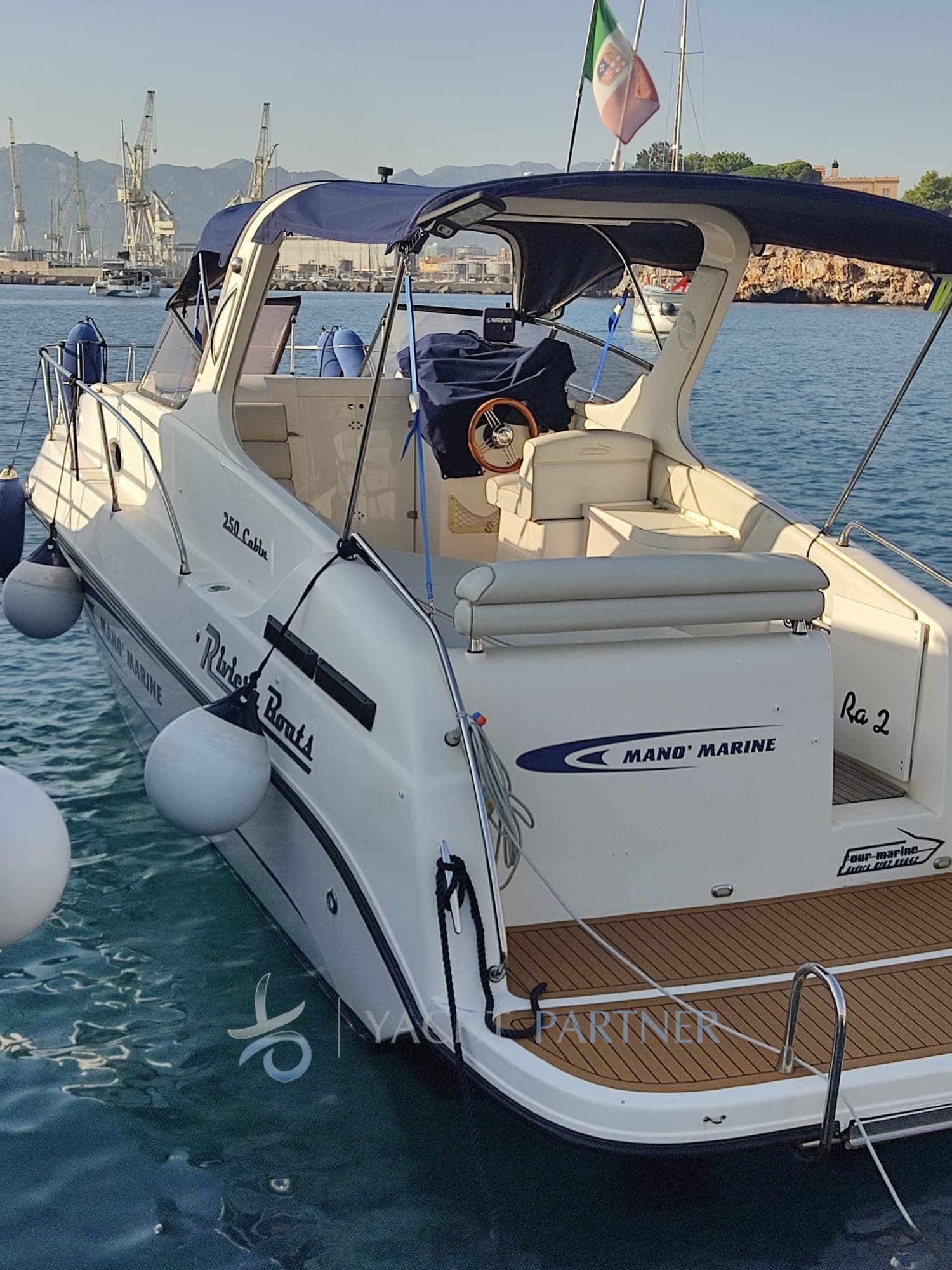 Manò Marine Manò 25 Cruiser - Main View Manò Marine Manò 25 Cruiser - Main View