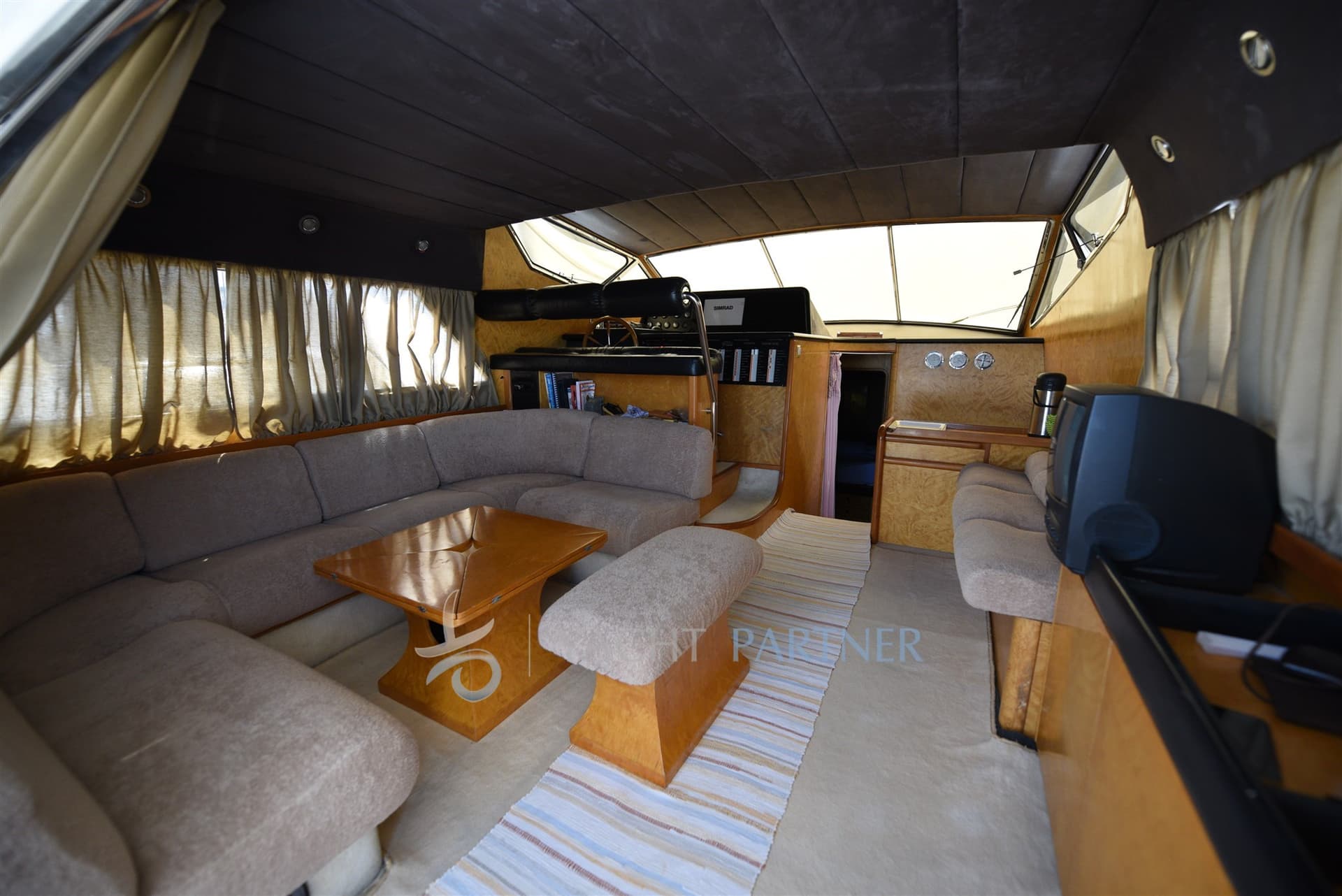 Marchi Marchi 50 - Deck View Marchi Marchi 50 - Deck View