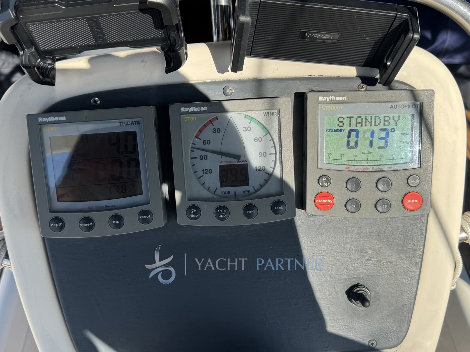 Bavaria 38 - Detail View 1 Bavaria 38 - Detail View 1