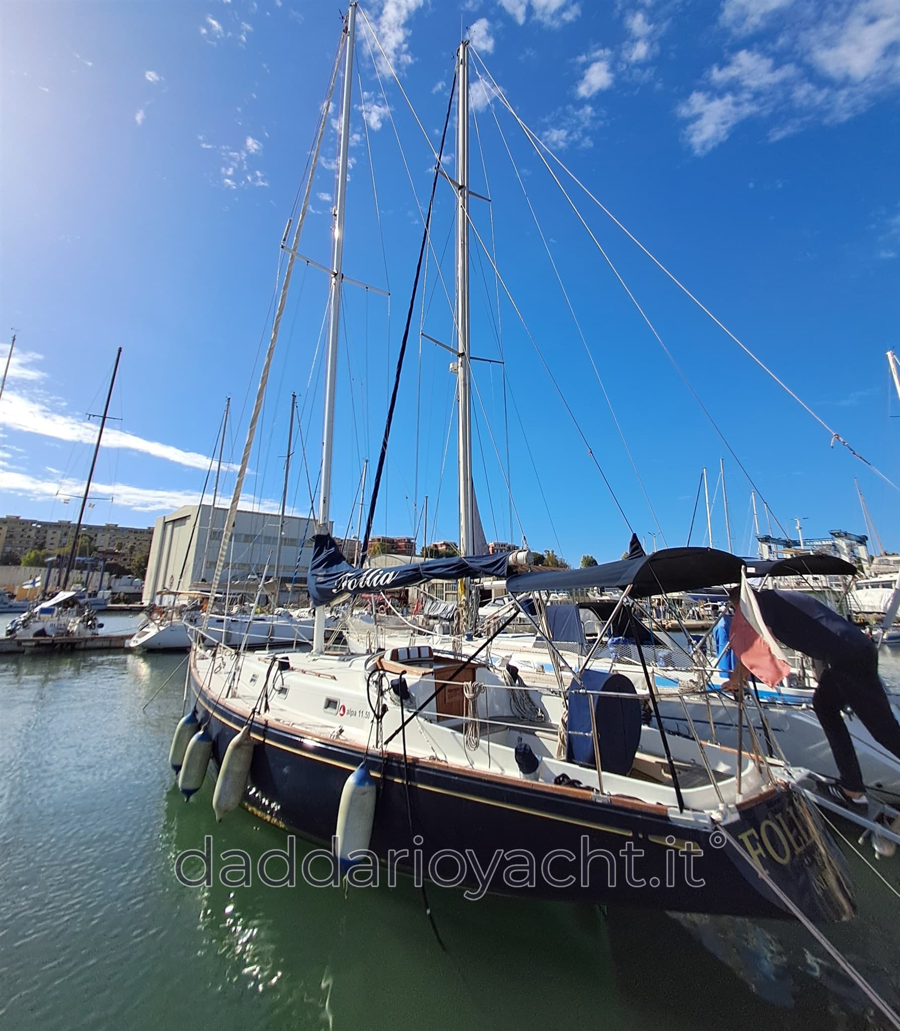 Alpa Alpa 11,50 - Interior View Alpa Alpa 11,50 - Interior View