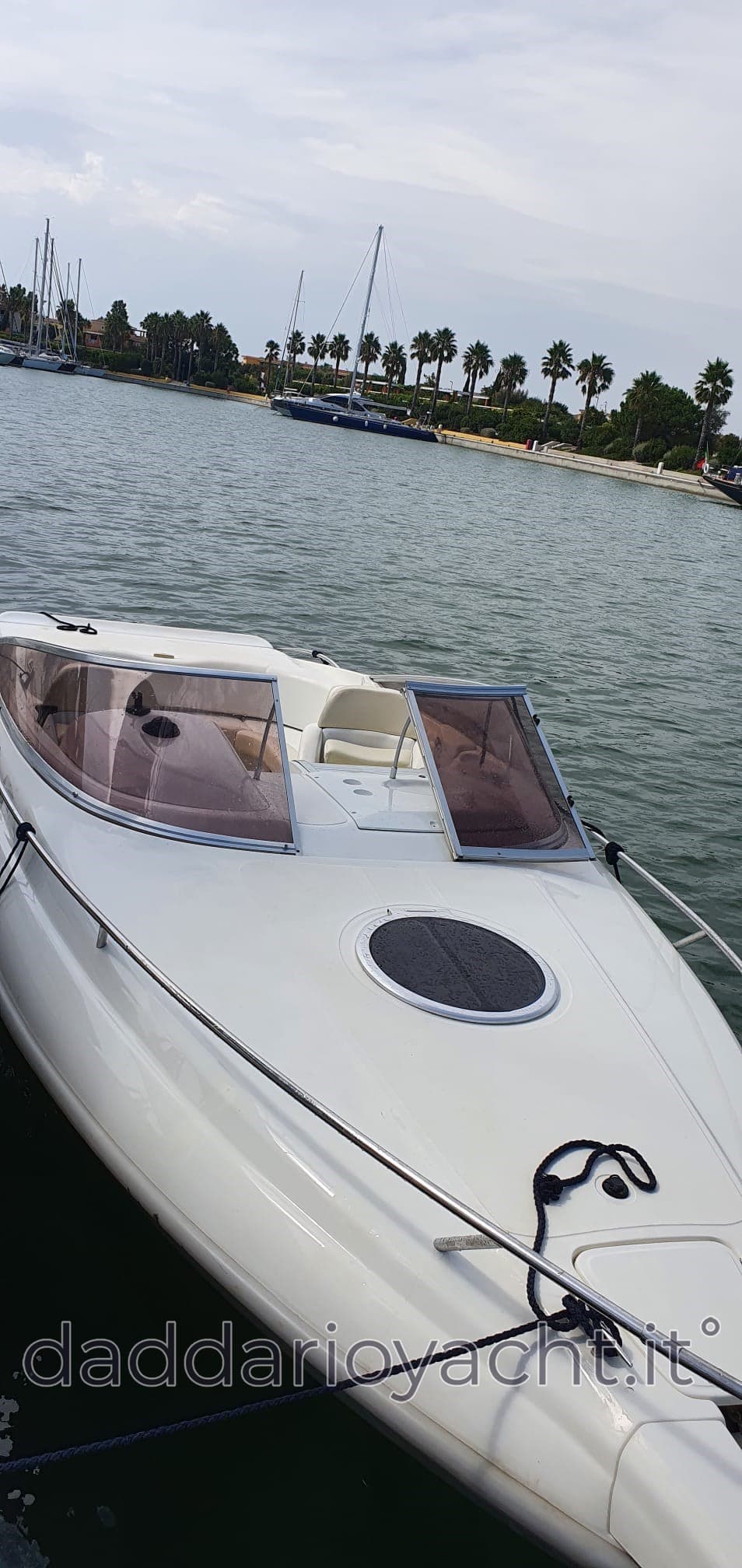 Cranchi Turchese 24 - Interior View Cranchi Turchese 24 - Interior View