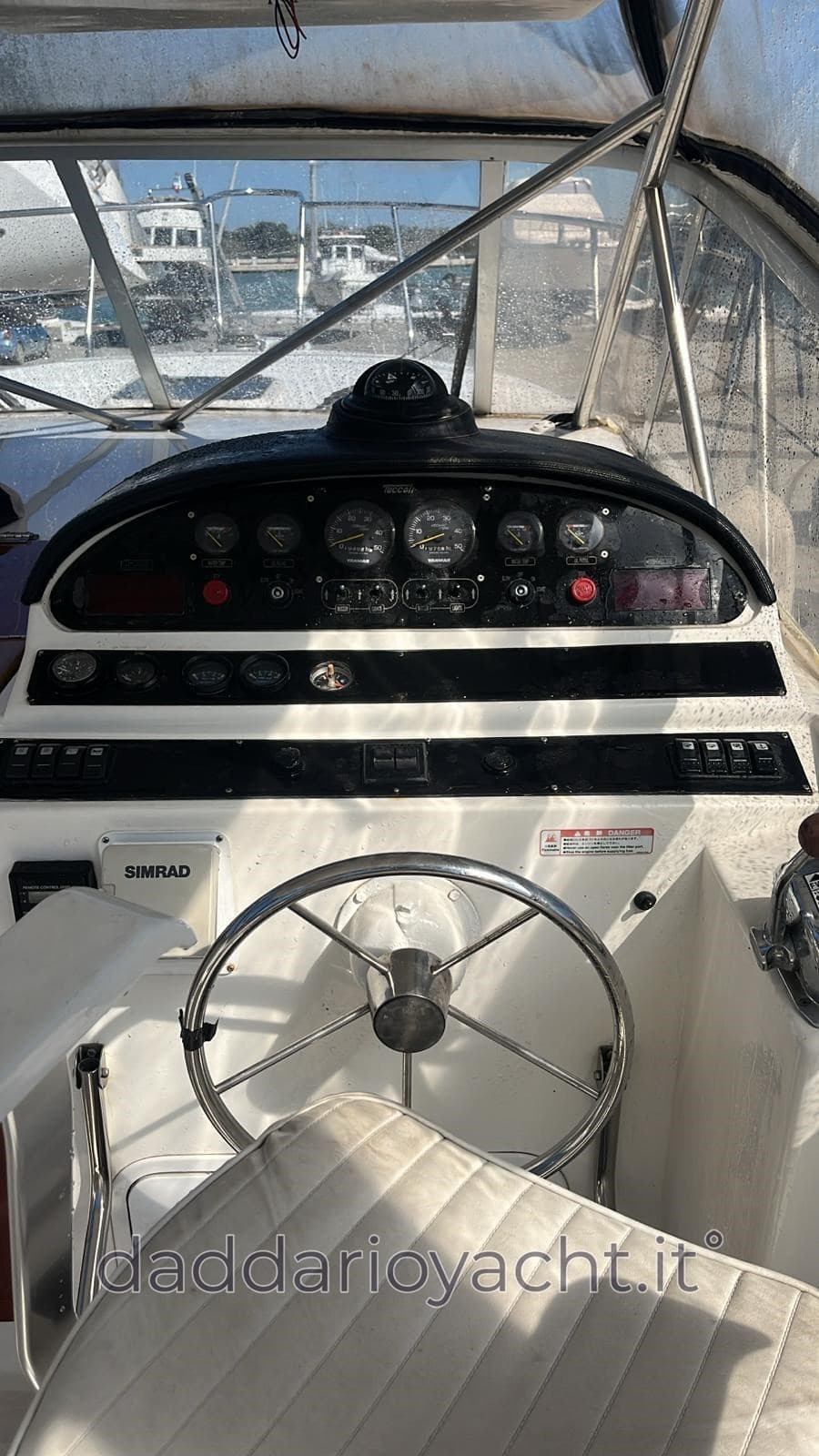 Tuccoli Marine Easy Rider 280 - Interior View Tuccoli Marine Easy Rider 280 - Interior View