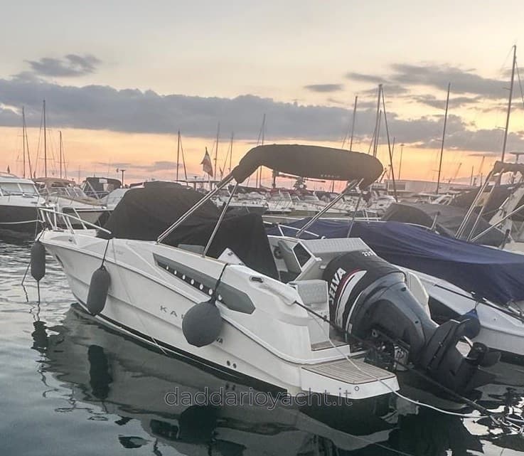 Karnic 702 Sl - Detail View 1 Karnic 702 Sl - Detail View 1