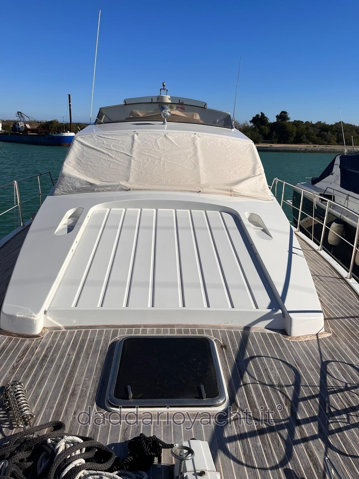 Marchi Marchi 50 - Deck View Marchi Marchi 50 - Deck View