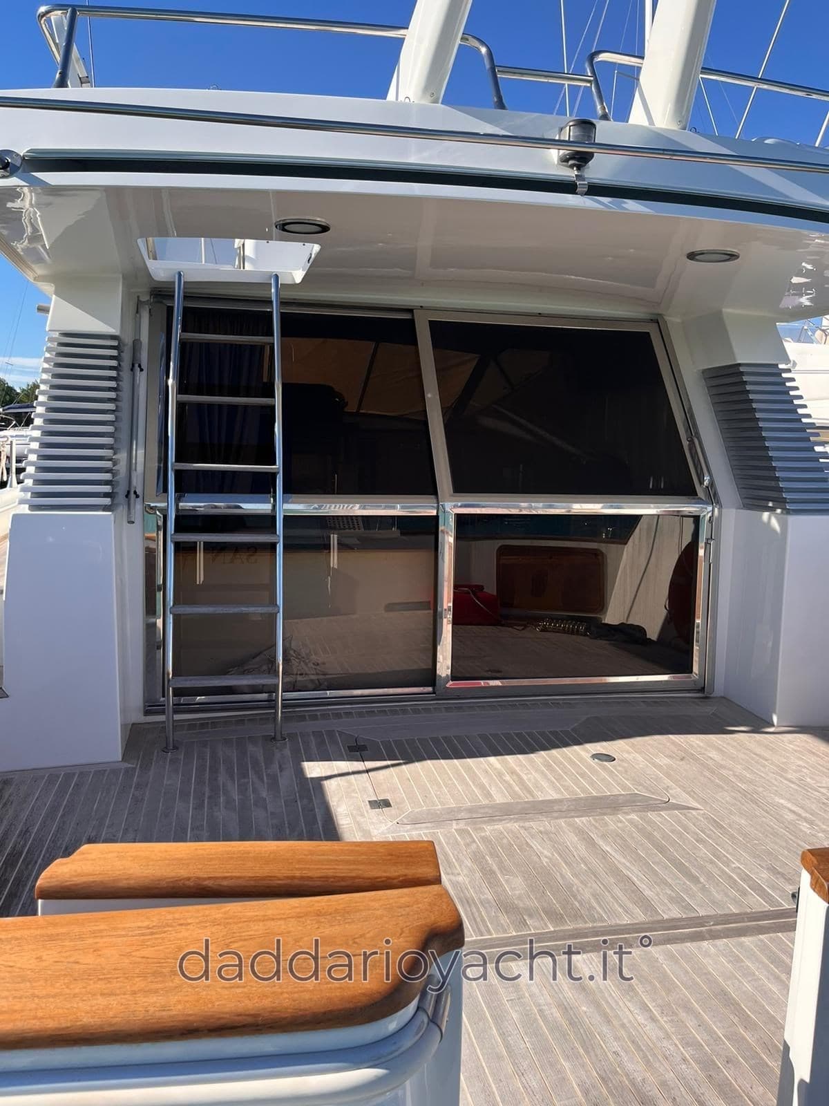 Marchi Marchi 50 - Detail View 1 Marchi Marchi 50 - Detail View 1