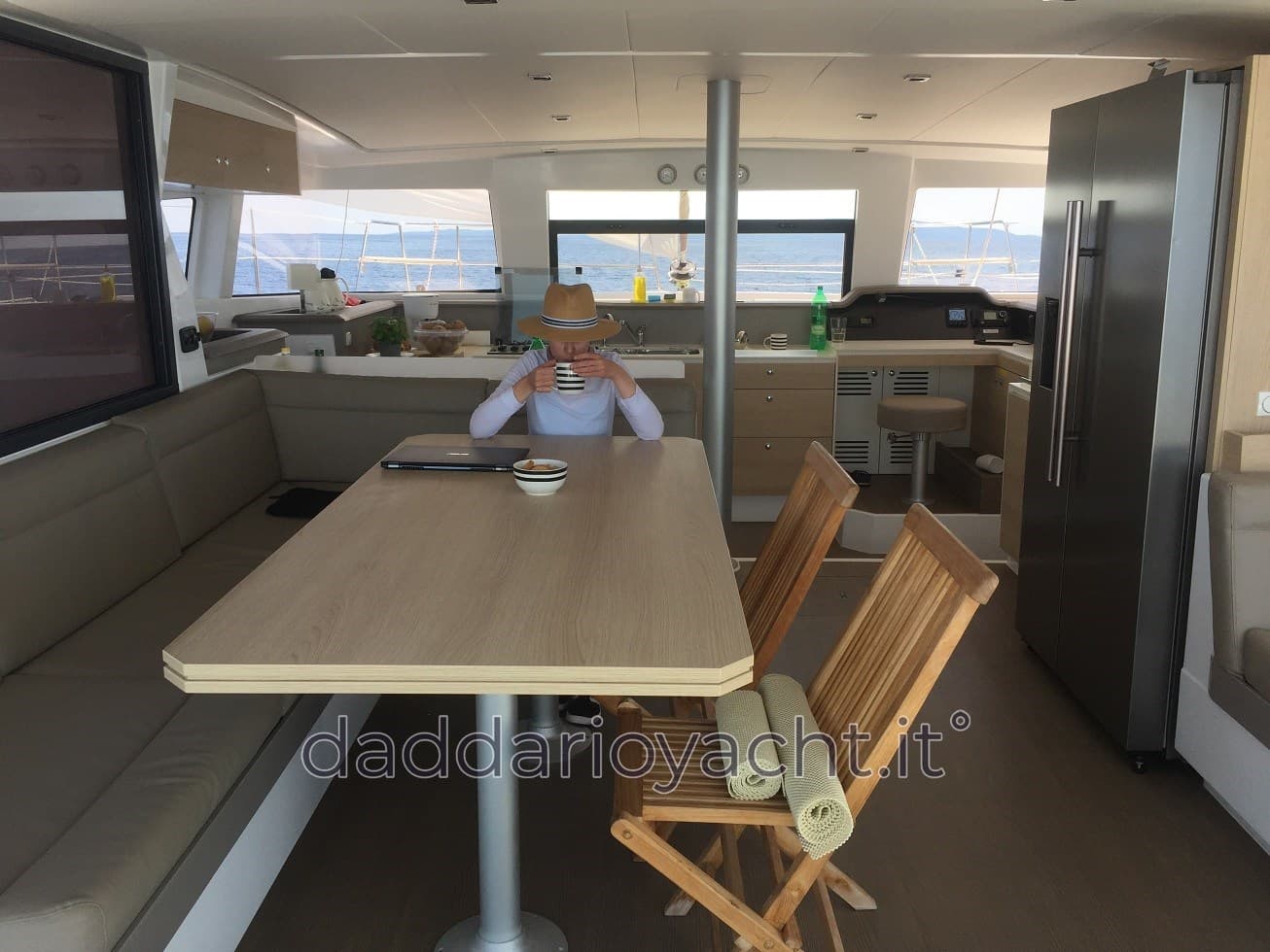 Catana Bali 4.3 usato - foto hero 12