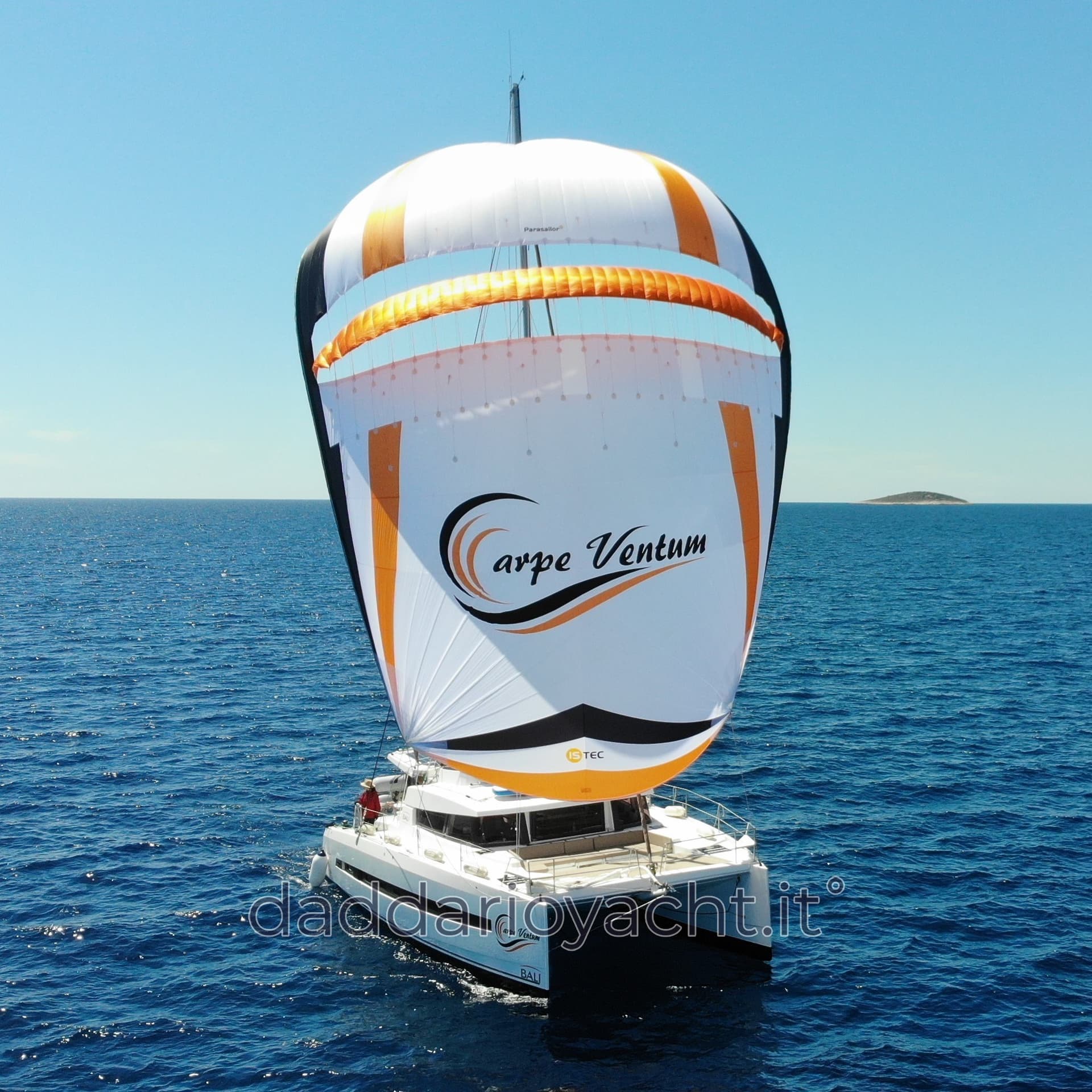 Catana Bali 4.3 - Interior View Catana Bali 4.3 - Interior View