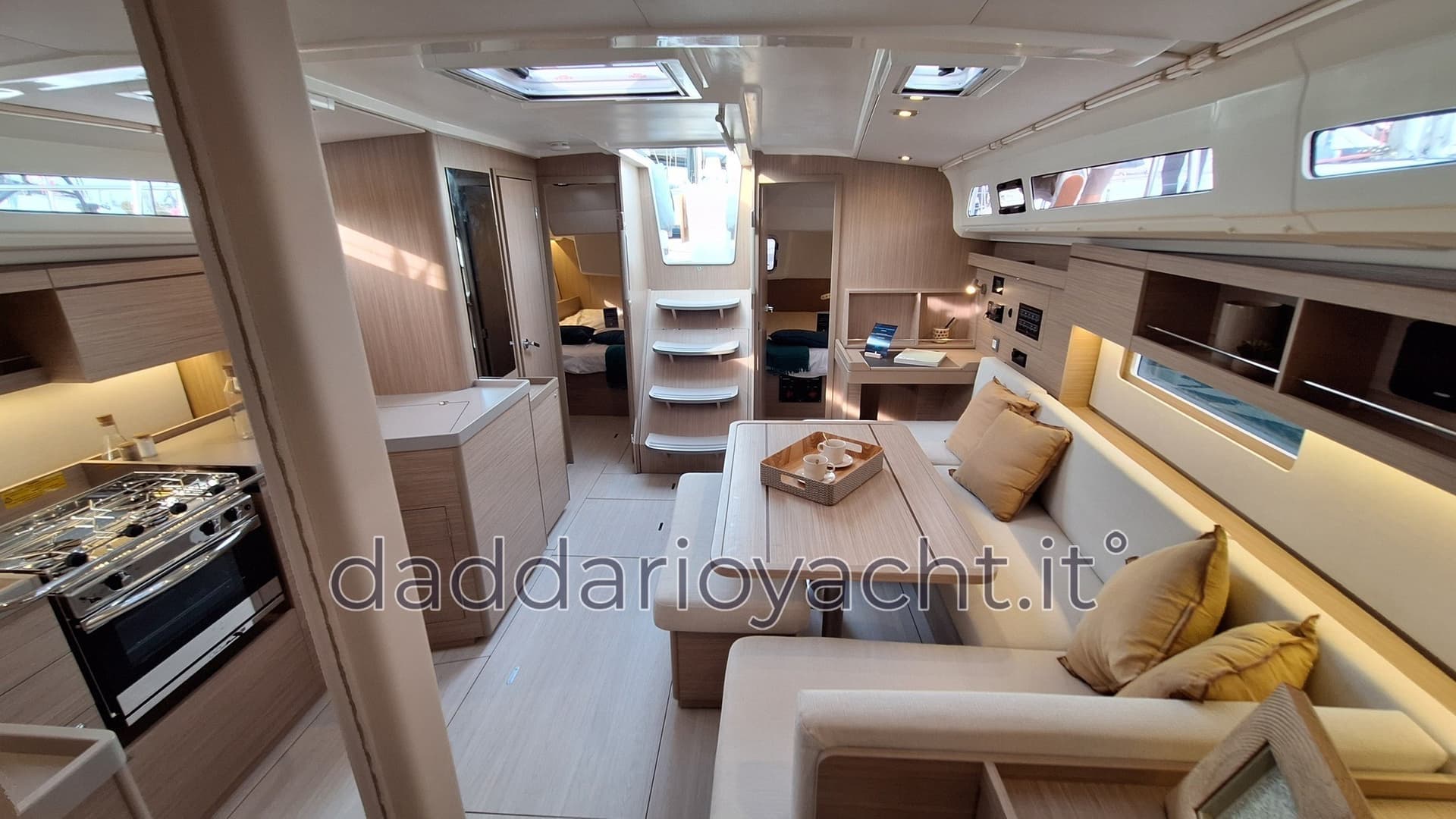 Beneteau Oceanis 40.1 used - detail 1