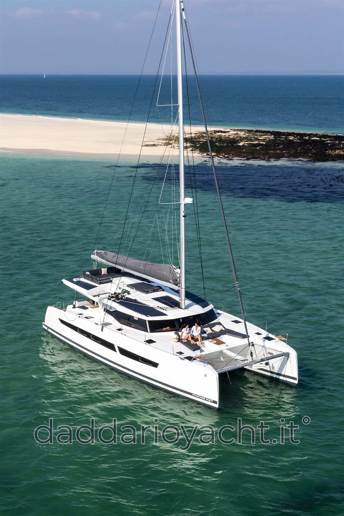 Fountaine Pajot Aura 51 - Detail View 1 Fountaine Pajot Aura 51 - Detail View 1