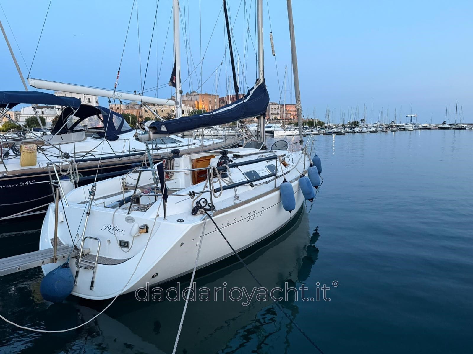 Beneteau First 33.7 - Detail View 1 Beneteau First 33.7 - Detail View 1