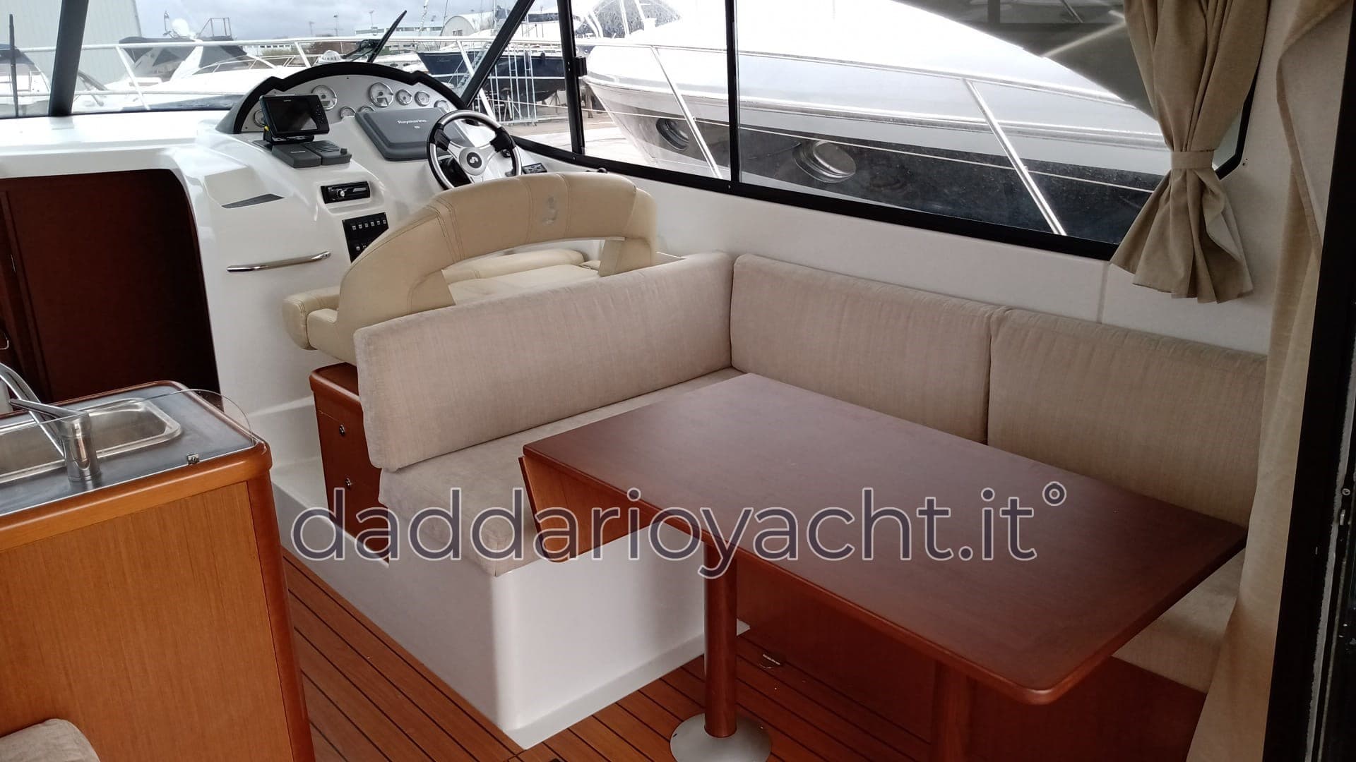Beneteau Antares 11 usato - dettaglio 4
