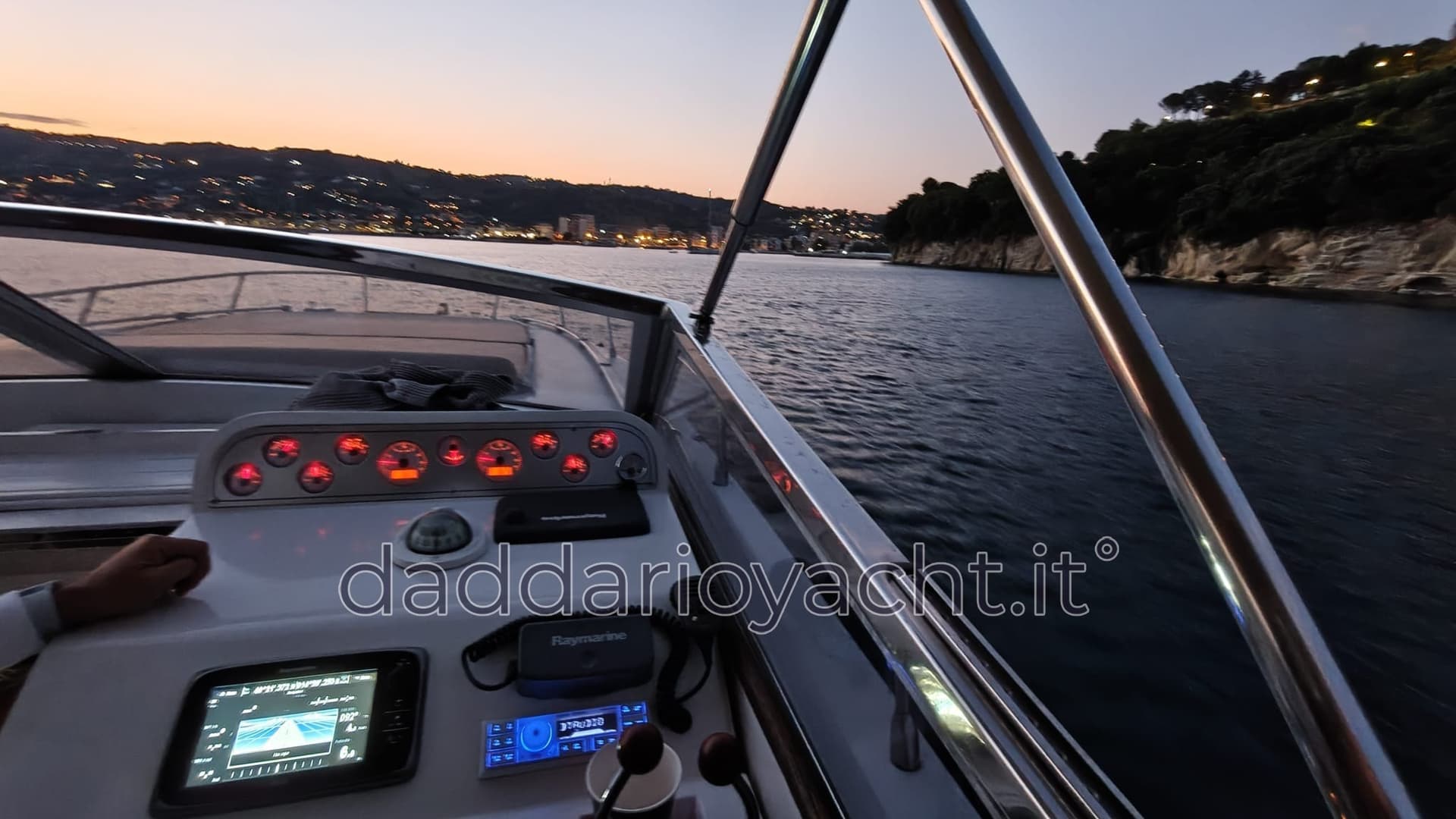 Fiart Mare 35 Genius - Detail View 1 Fiart Mare 35 Genius - Detail View 1