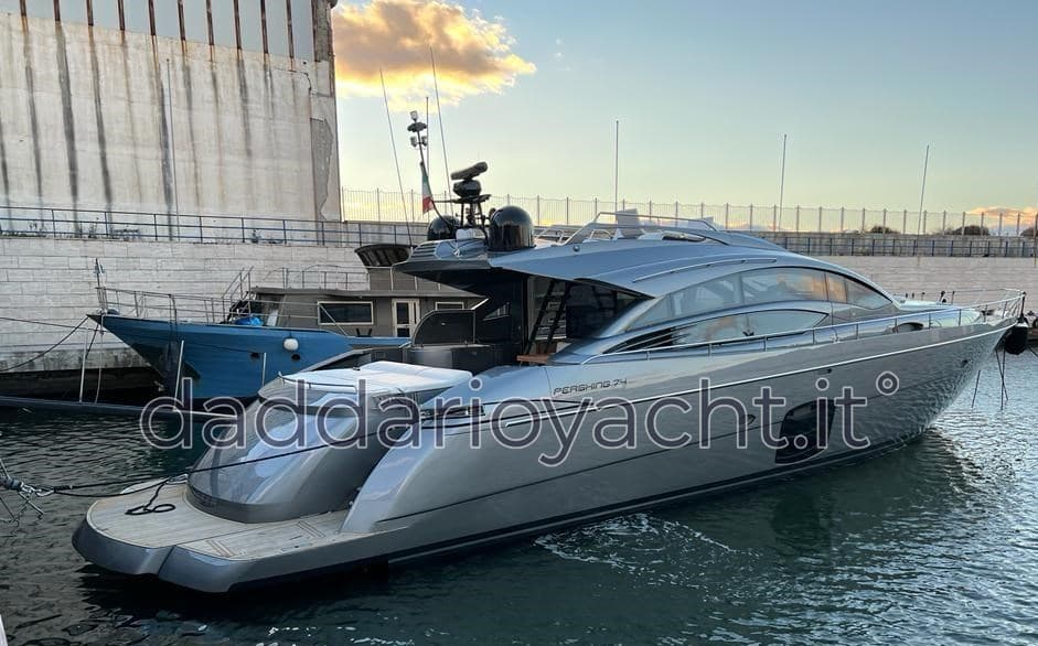 Pershing Pershing 74 d'occasion - détail 1