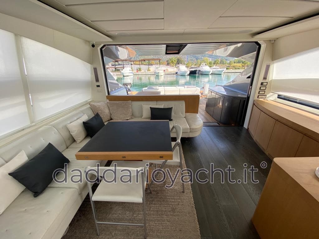 Pershing Pershing 74 - Deck View Pershing Pershing 74 - Deck View