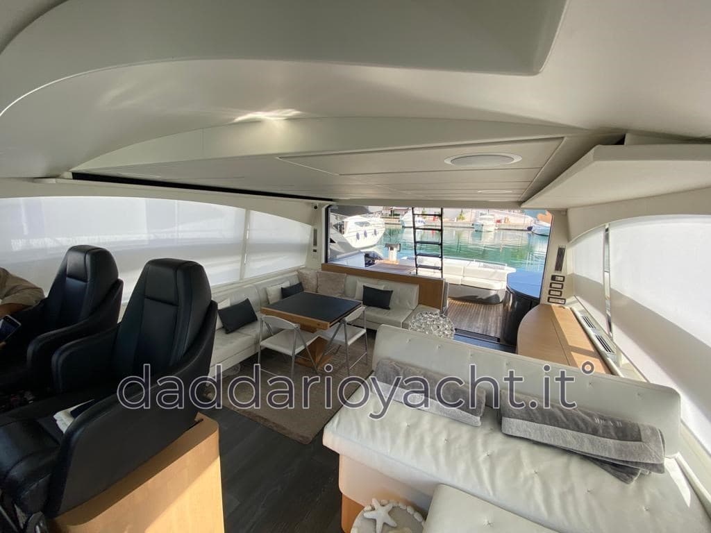 Pershing Pershing 74 - Interior View Pershing Pershing 74 - Interior View