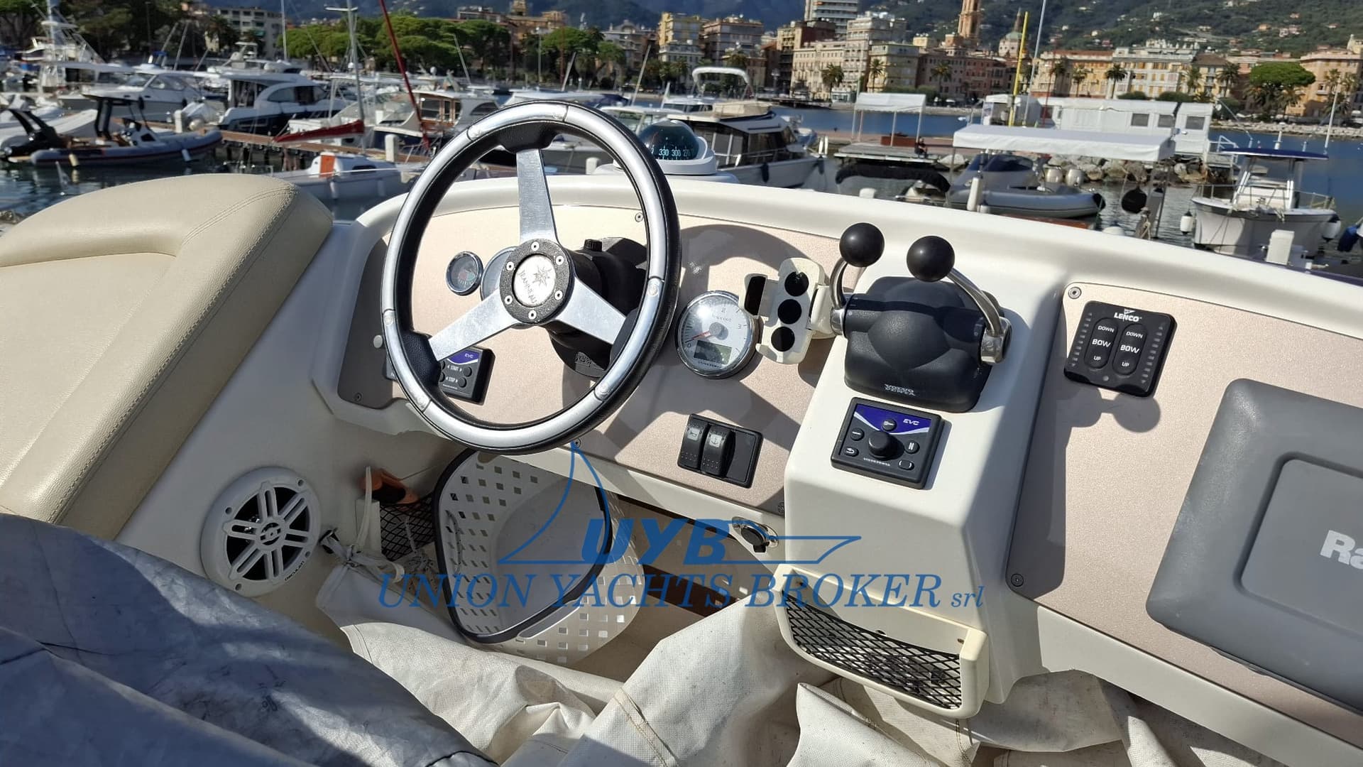 Jeanneau Prestige 32 Fly usato - foto hero 7