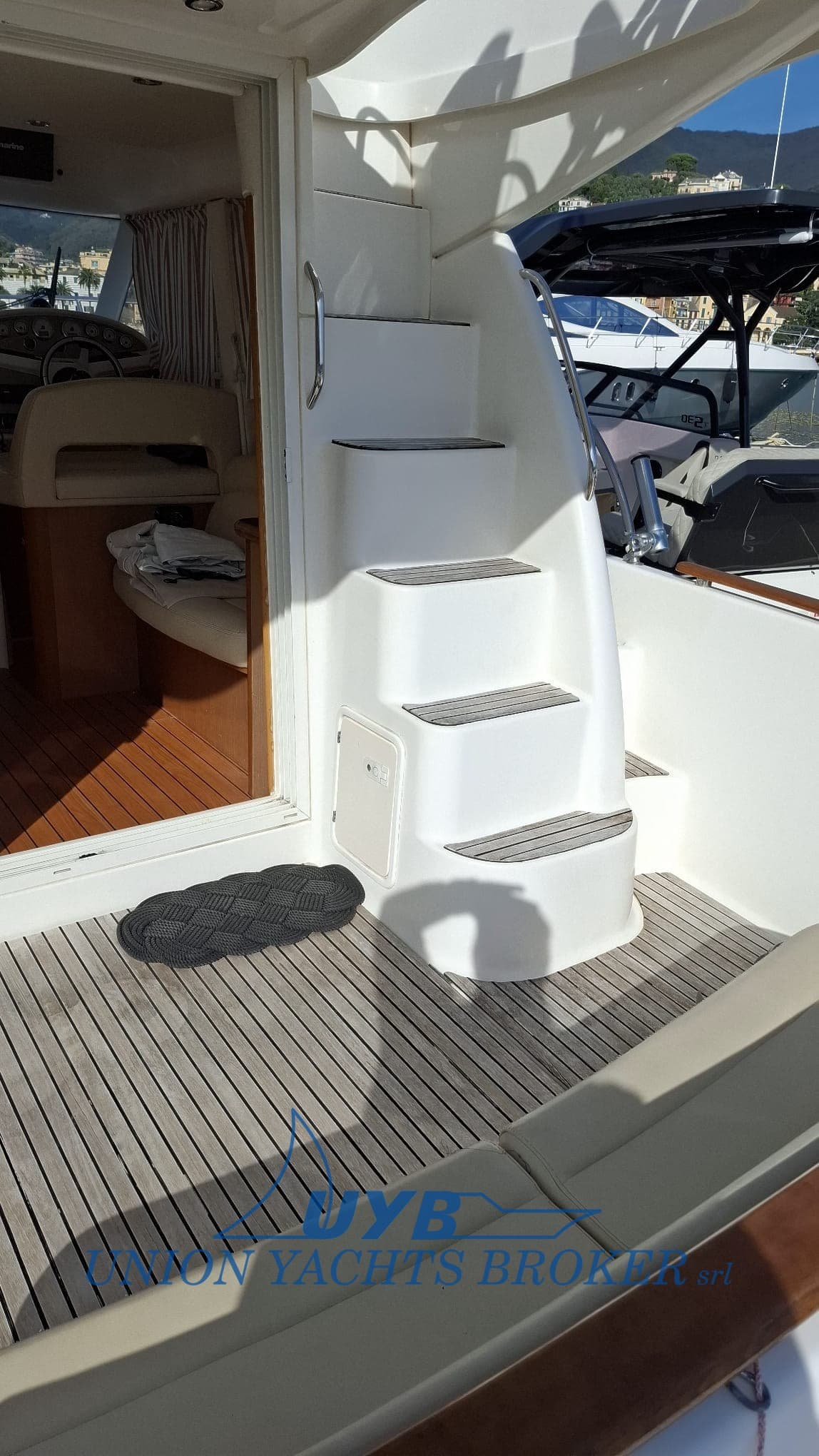Jeanneau Prestige 32 Fly usato - foto hero 5