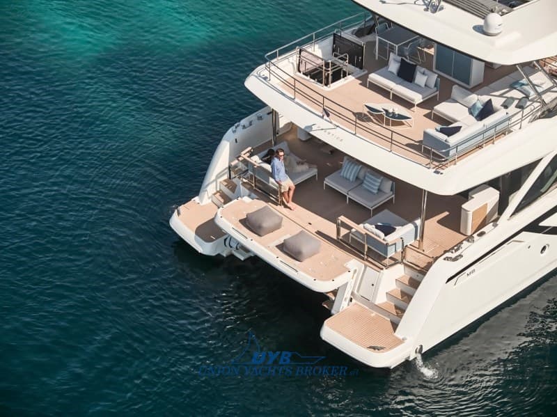 Prestige M 8 - Detail View 1 Prestige M 8 - Detail View 1