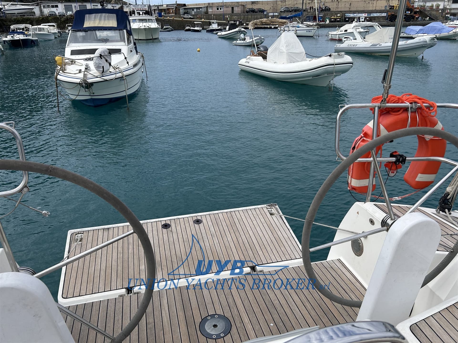 Bavaria 34 Cruiser used - detail 4