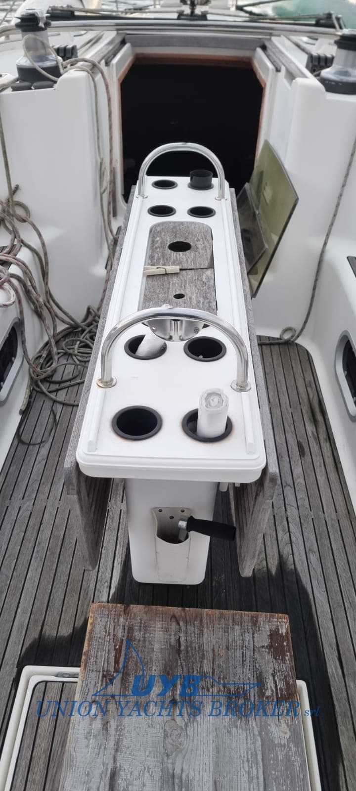 Jeanneau Sun Odyssey 52.2 - Deck View Jeanneau Sun Odyssey 52.2 - Deck View