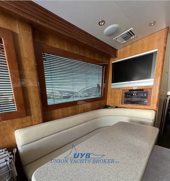 Hatteras 50 Convertible - Interior View Hatteras 50 Convertible - Interior View