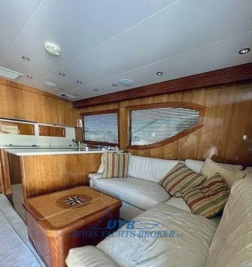 Hatteras 50 Convertible - Detail View 1 Hatteras 50 Convertible - Detail View 1