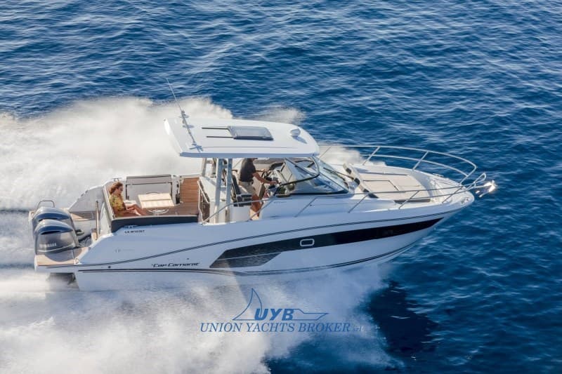 Jeanneau Cap Camarat 10.5 Wa Serie 2 - Detail View 1 Jeanneau Cap Camarat 10.5 Wa Serie 2 - Detail View 1